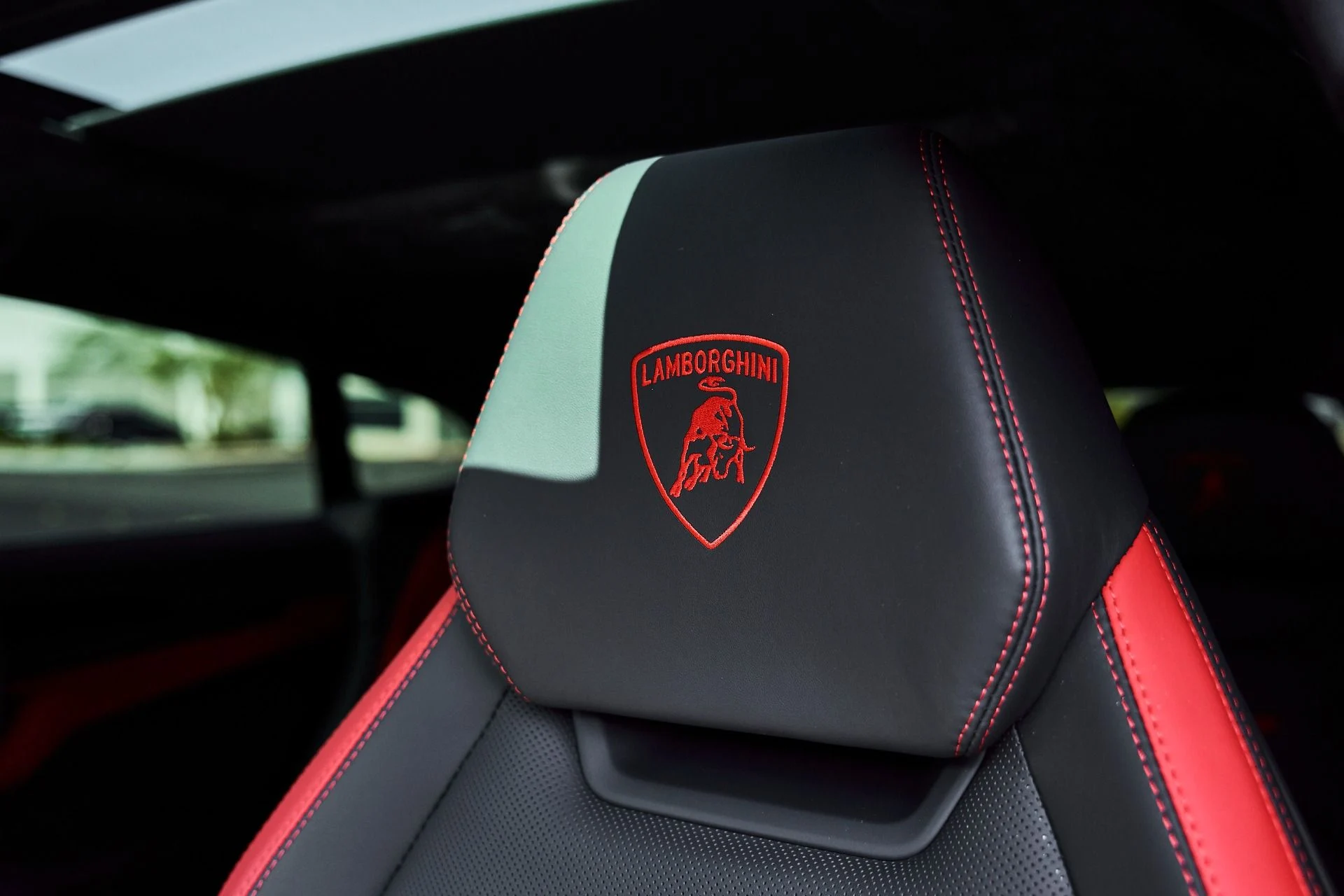 mph048_1011445963_Used_2023_Lamborghini_Urus_S_1780536010_f0d5cfc672