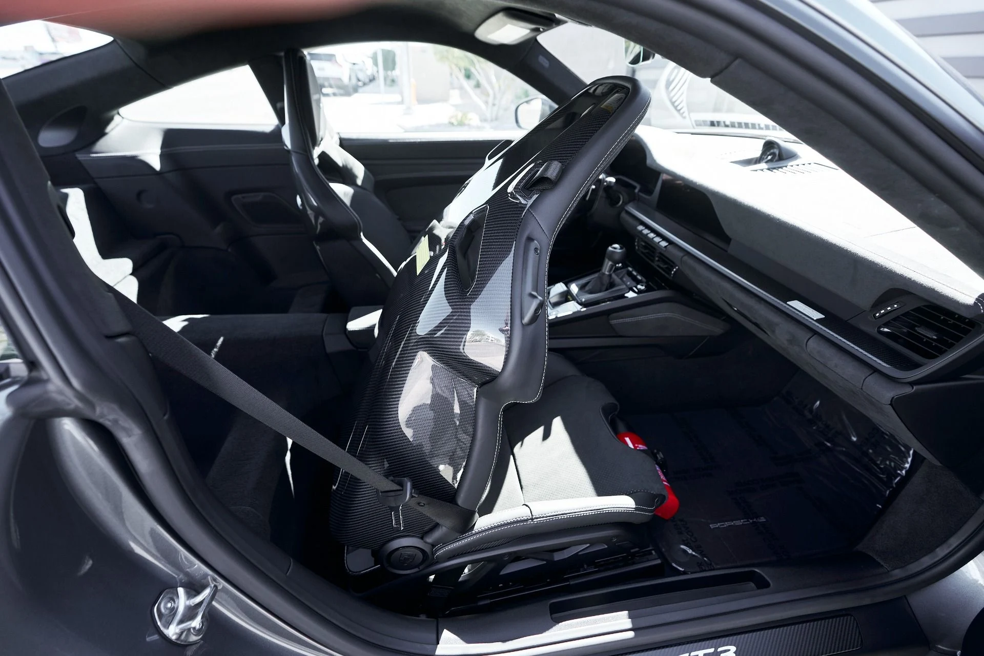 mph048_1027628973_Used_2025_Porsche_911_GT_3_1760570041_0db2ab4eca