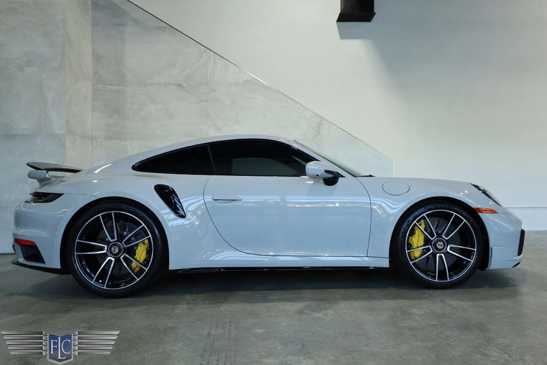mph048_1047585394_used_2024_porsche_911_turboscoupe_9689_22892492_49_1024_baf219e5bb