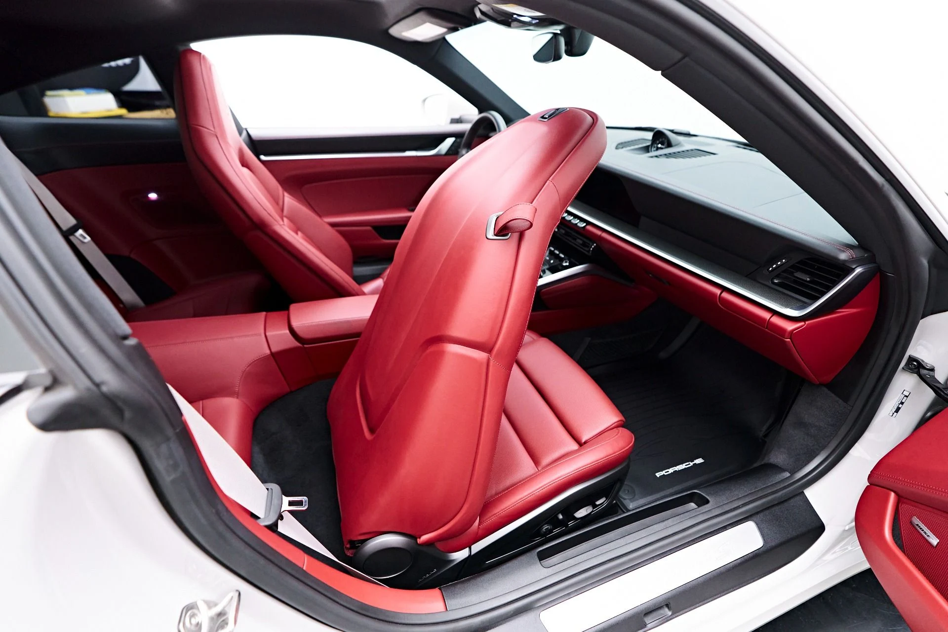 mph048_1083579063_Used_2023_Porsche_911_Carrera_4_S_1757702407_9c57cbfa98