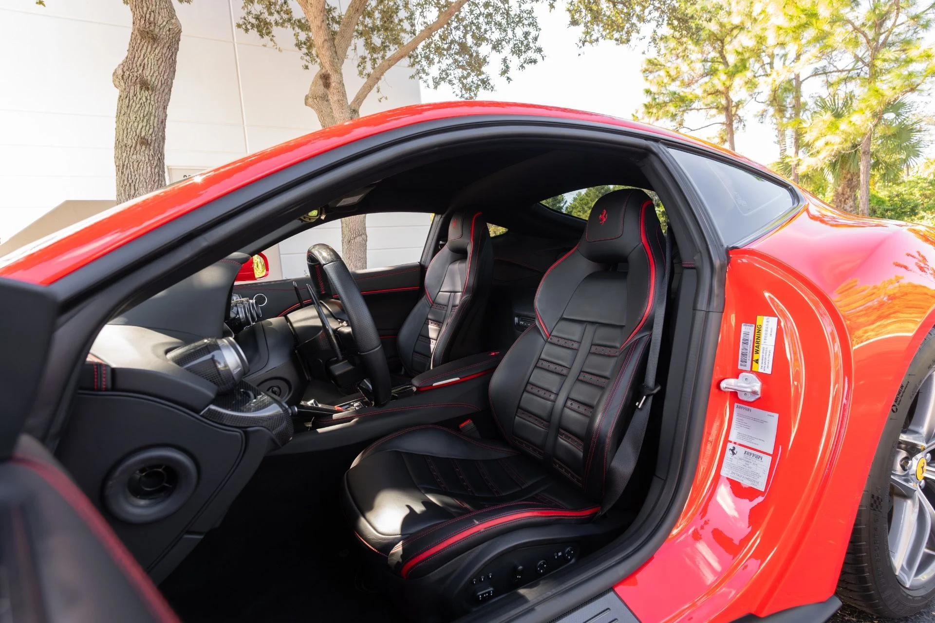 mph048_1087580794_Used_2017_Ferrari_F12berlinetta_1761715050_10aa967731