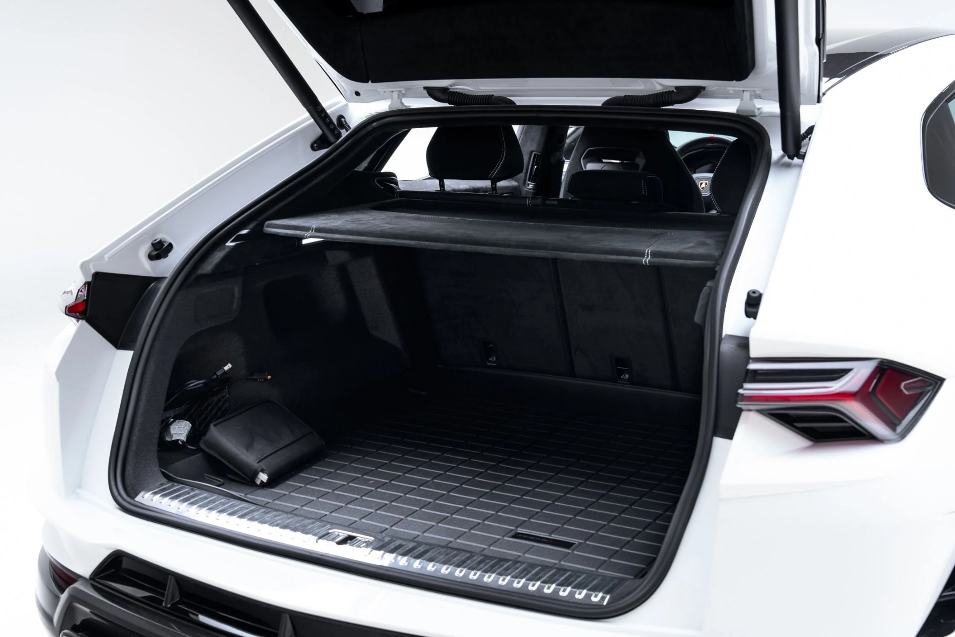 mph048_1090528283_Used_2024_Lamborghini_Urus_Performante_1775146757_cb53a7e9a2