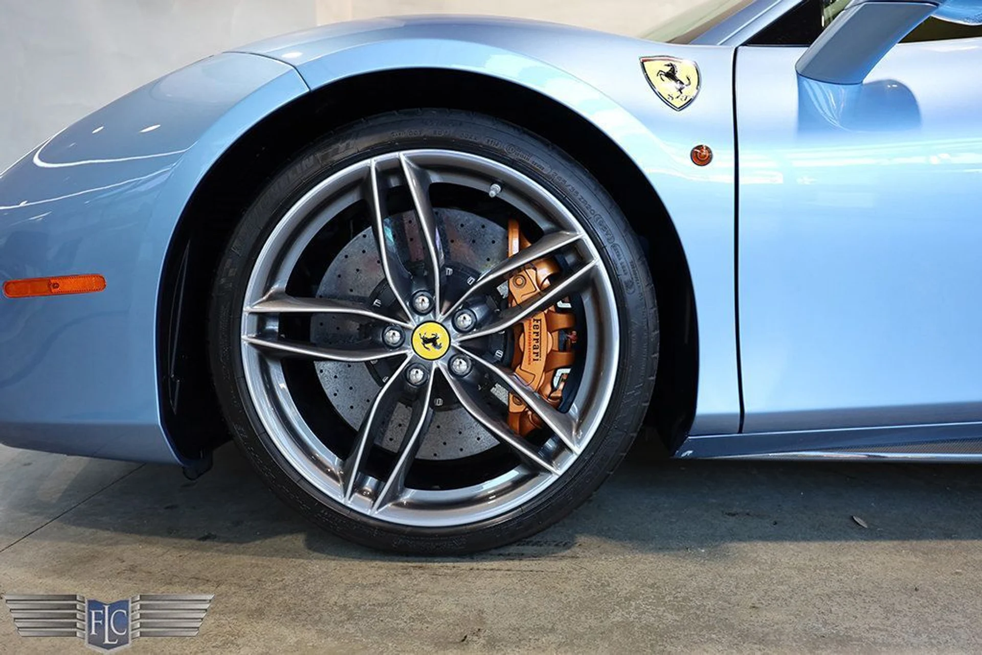 mph048_1105850252_used_2017_ferrari_488_gtb_coupe_9689_22969382_49_1024_21739cb9b7