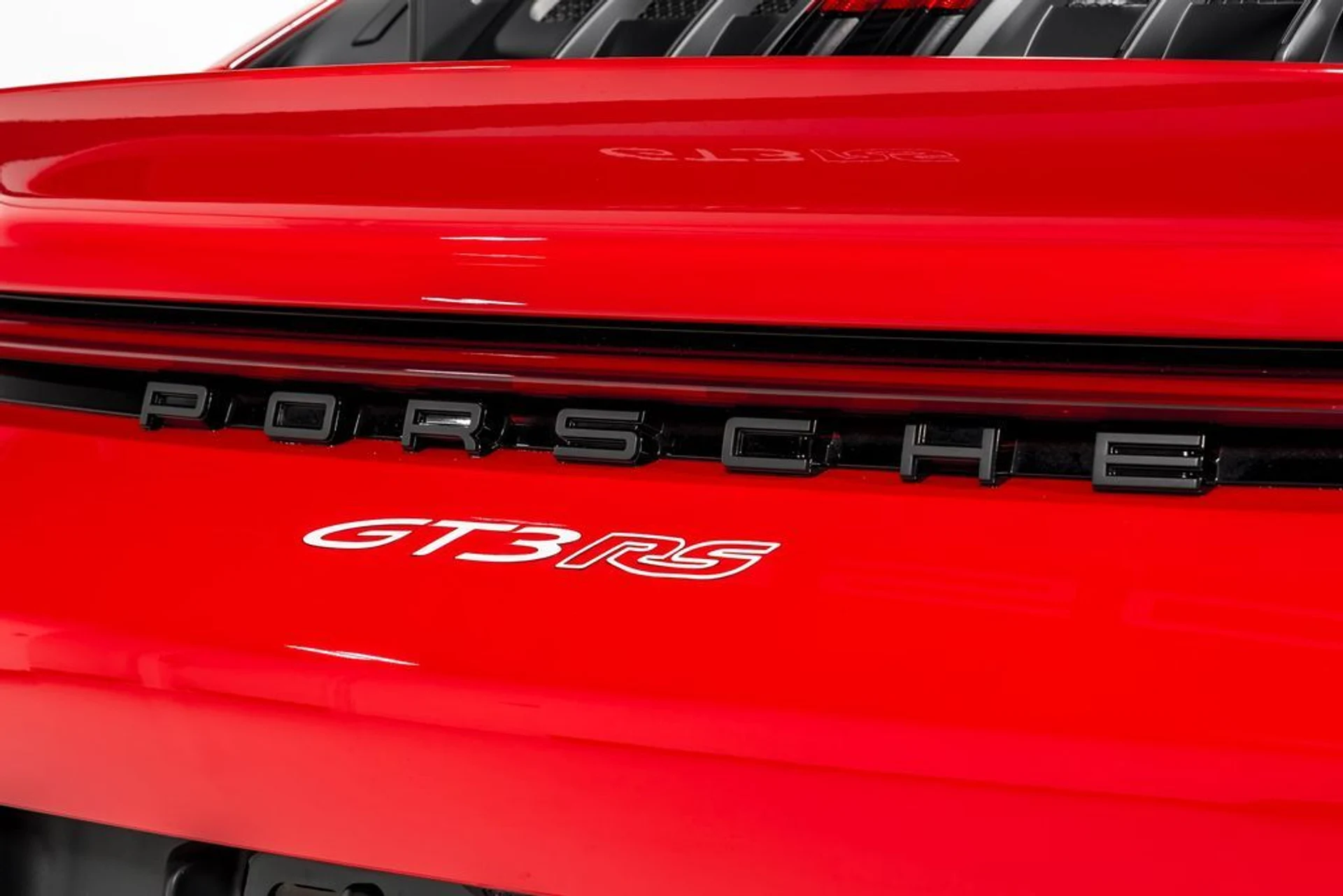 mph048_111493860_fedc6f81ad89e87123721a8d615ce0bax_9eec377454