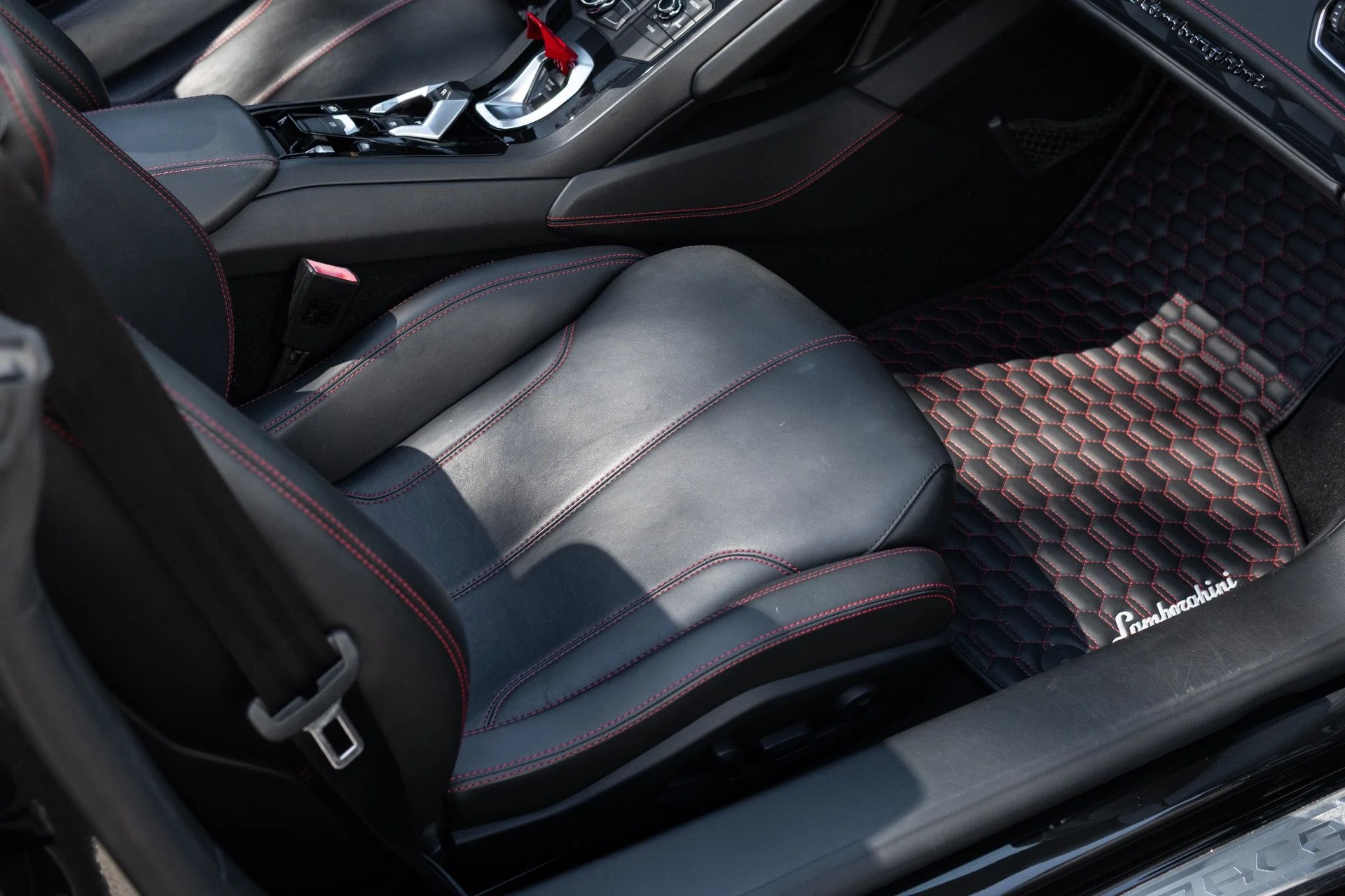 mph048_1115189019_Used_2017_Lamborghini_Huracan_LP_610_4_Spyder_1774364077_be3fda1072