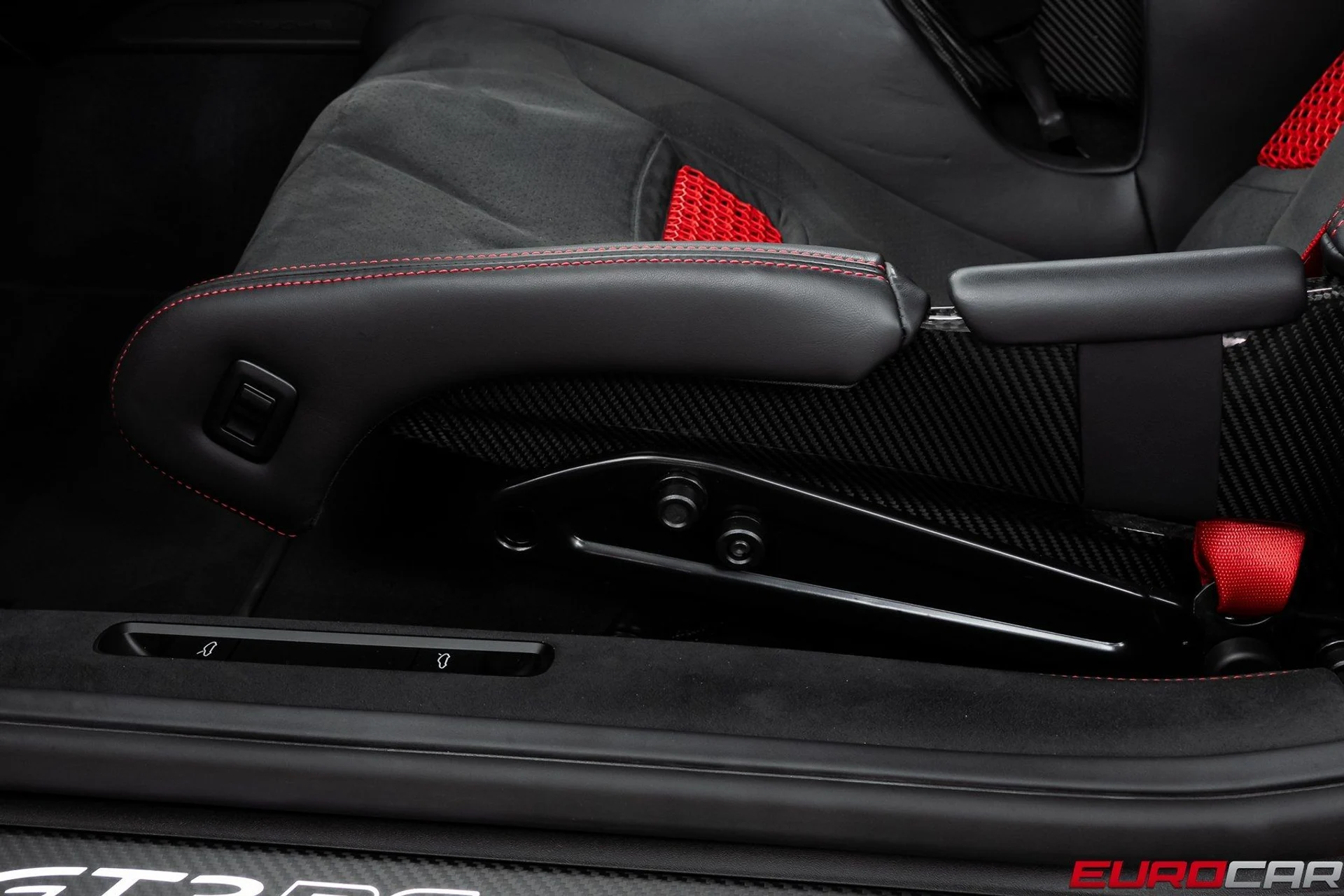 mph048_1128030321_image_49_861ba0a9d7