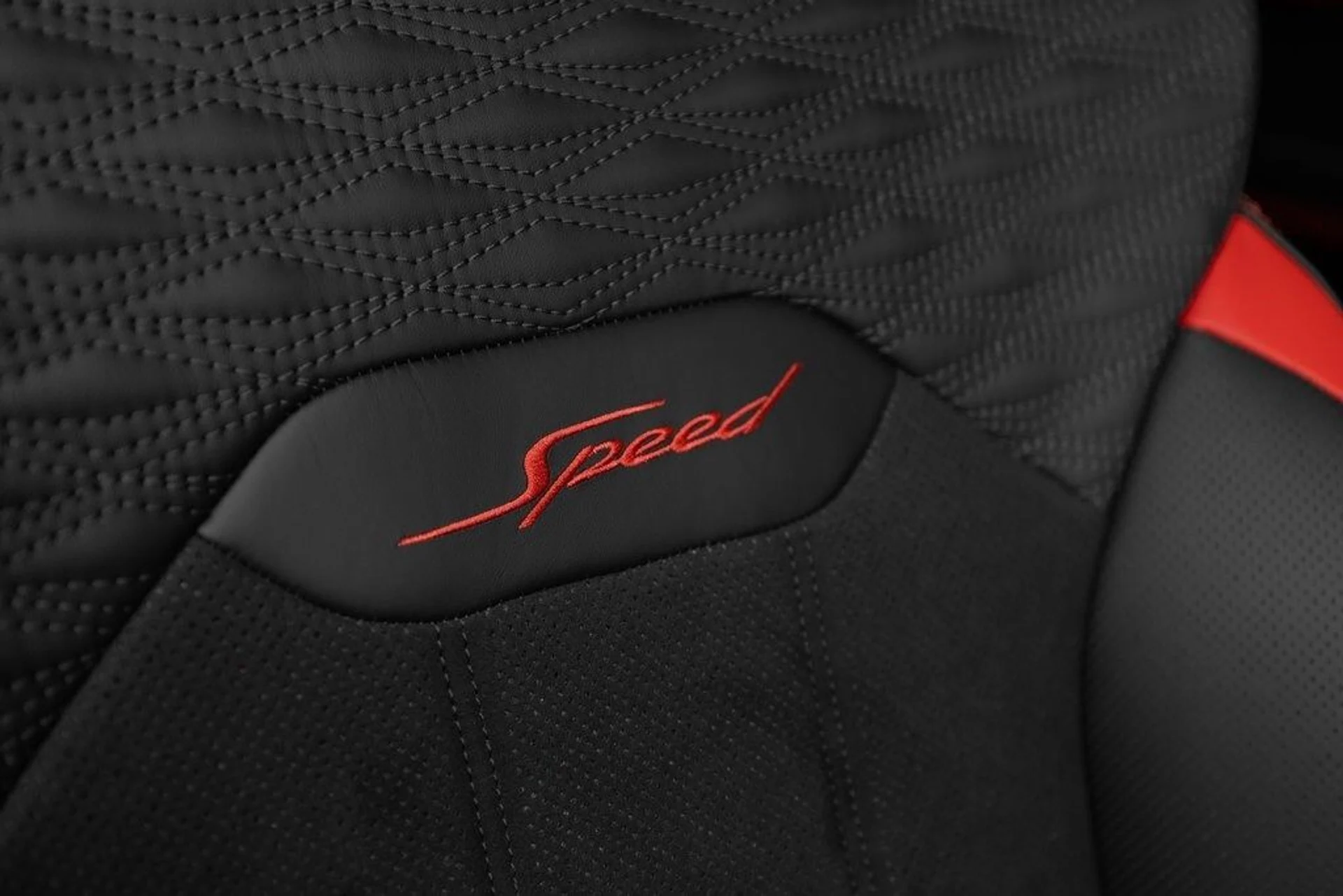 mph048_113481650_d1c91d9d28dca2fa802157db99c97336x_18b3205e71