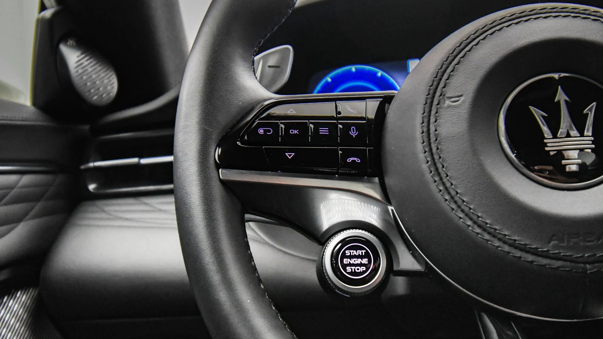 mph048_1143375855_40aeb8b703d54203912714c394786a8e_cde3a32750