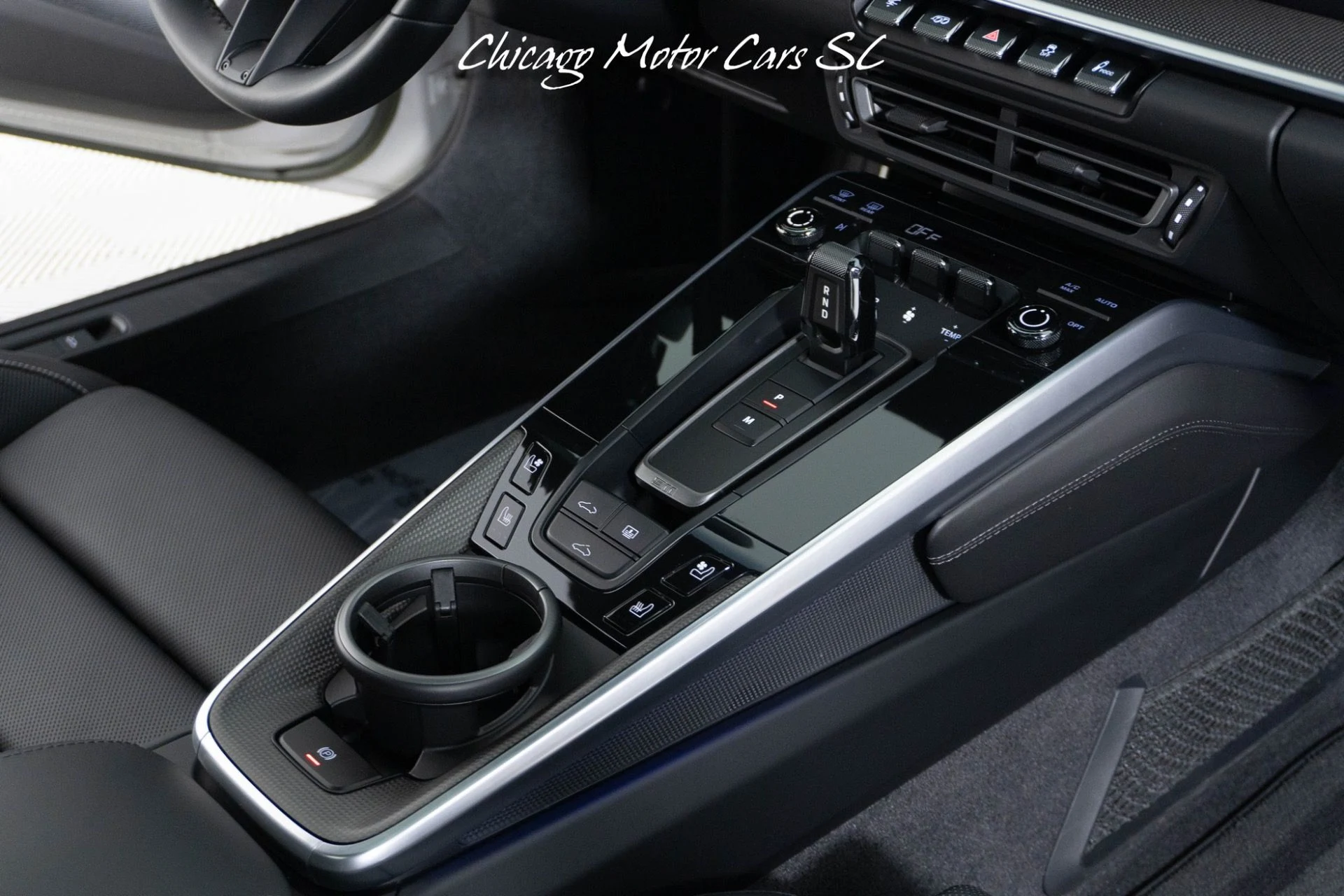 mph048_1146050114_13540_p49_l_1f82215eff