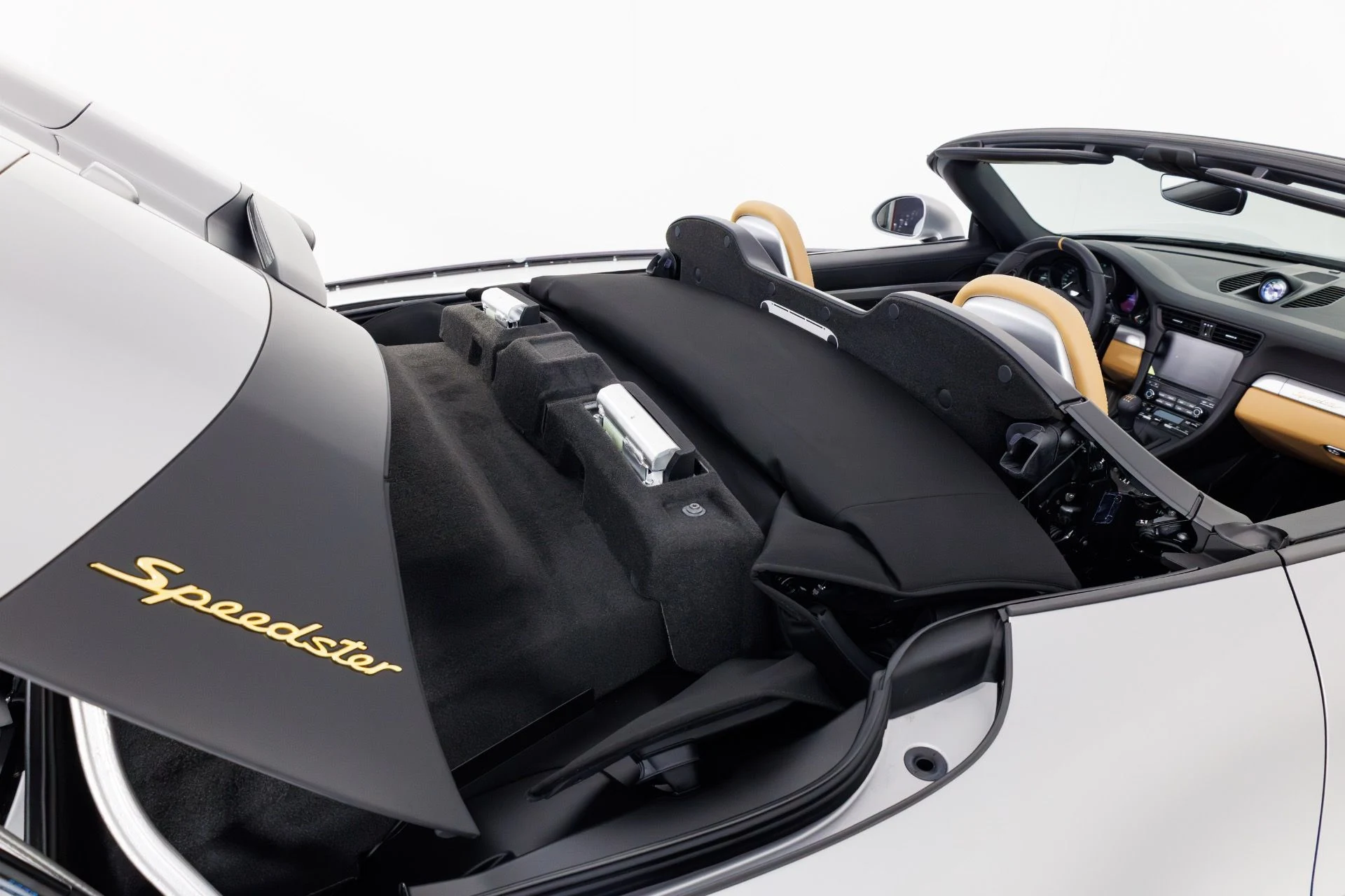 mph048_1151753420_Used_2019_Porsche_911_Speedster_1770313326_7112aef316