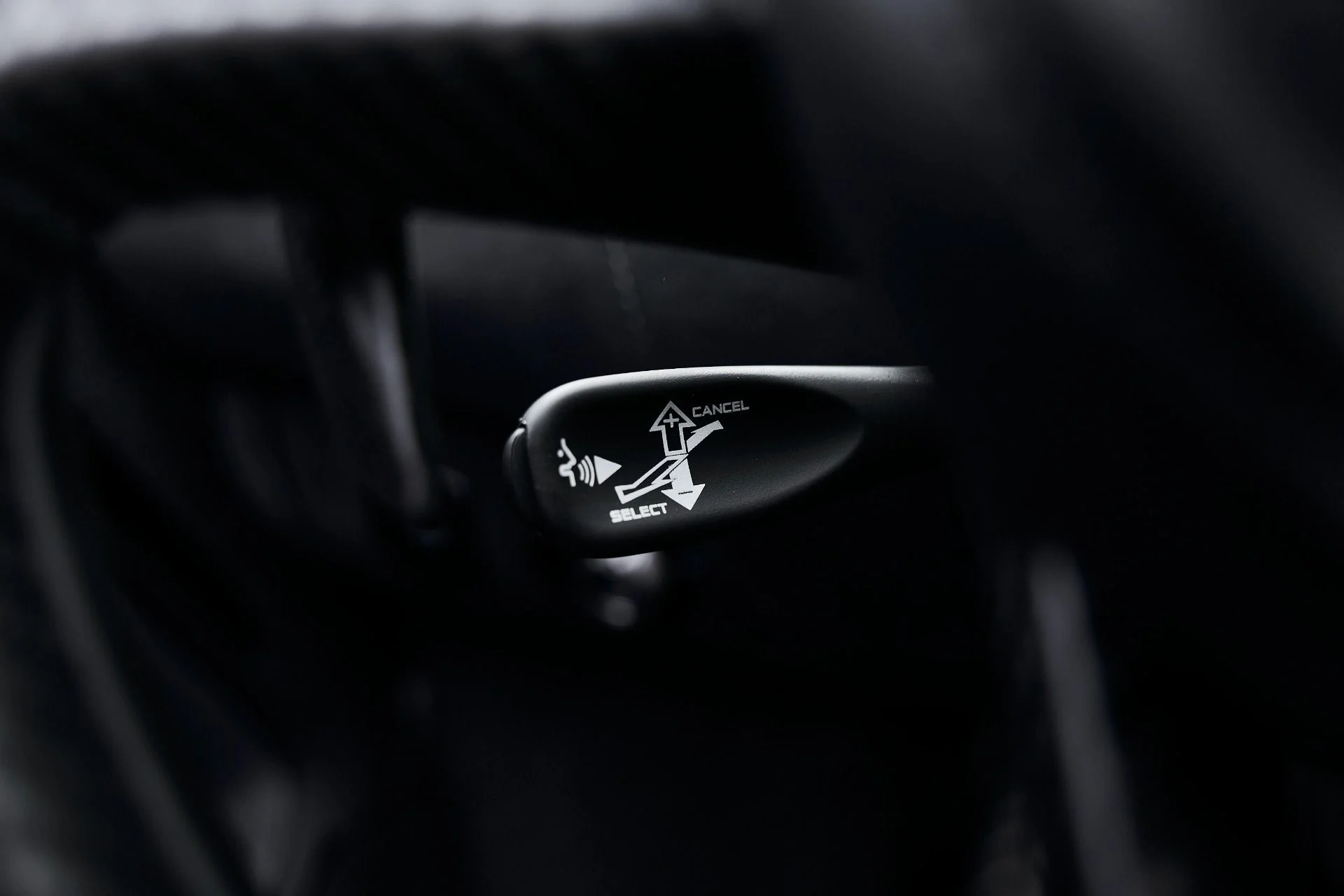 mph048_1162987071_Used_2021_Mc_Laren_720_S_1775521570_0bd2d20a6a