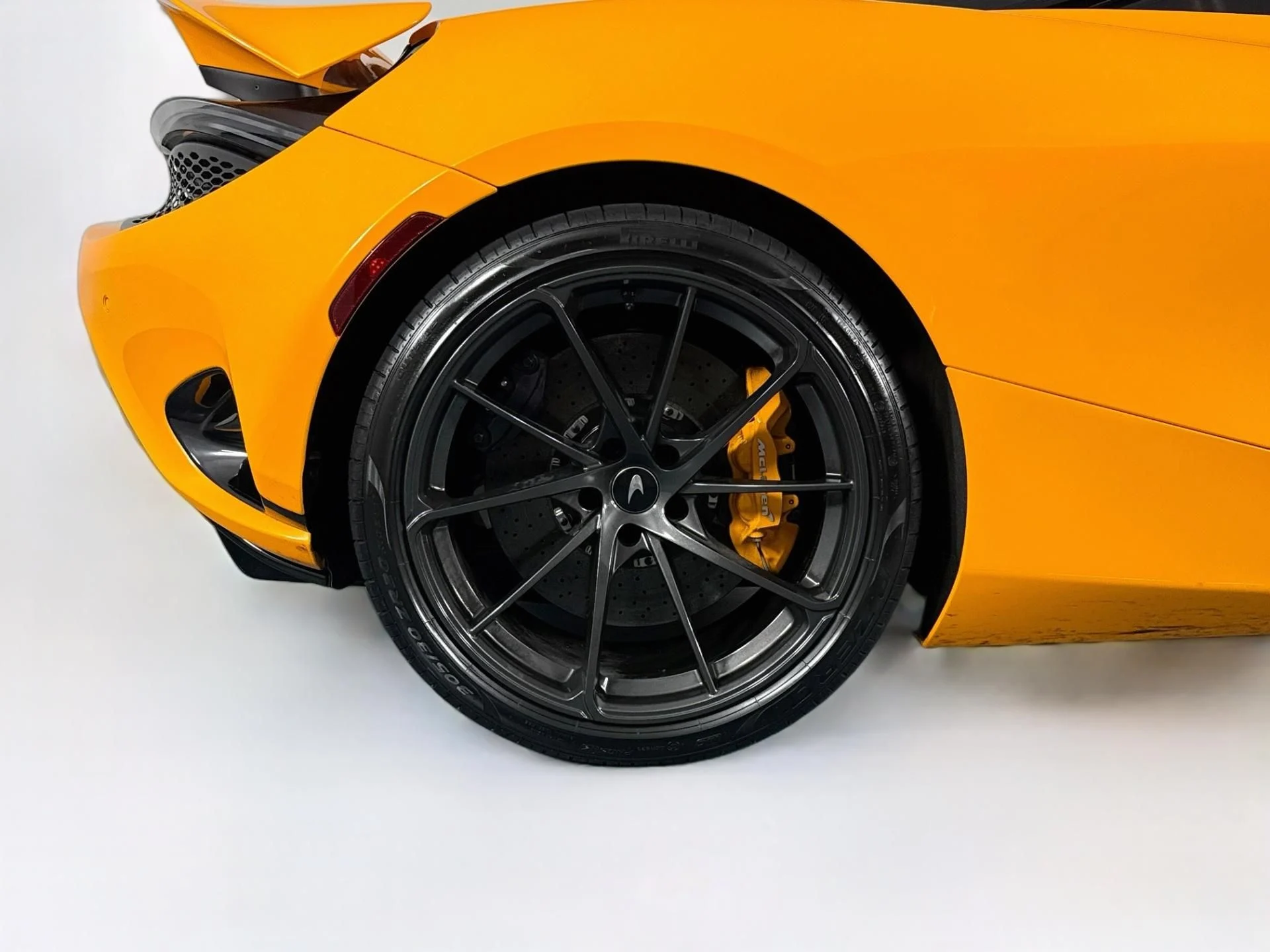 mph048_1169641200_Used_2025_Mc_Laren_750_S_1785879104_3cd1c9c6fb