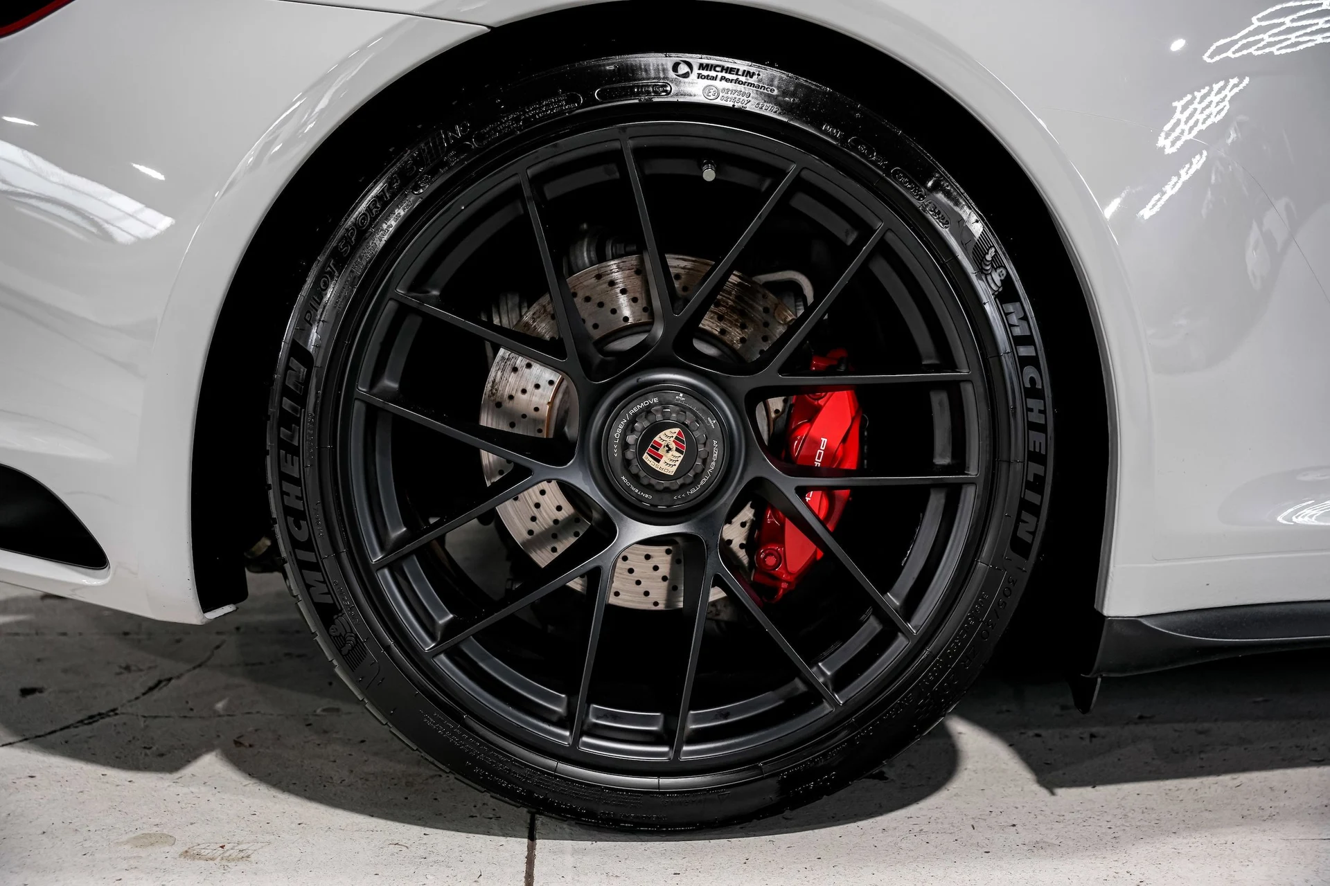 mph048_1174197324_eac9daa49d714e894f68e3e38c42e237x_b5fad4411b