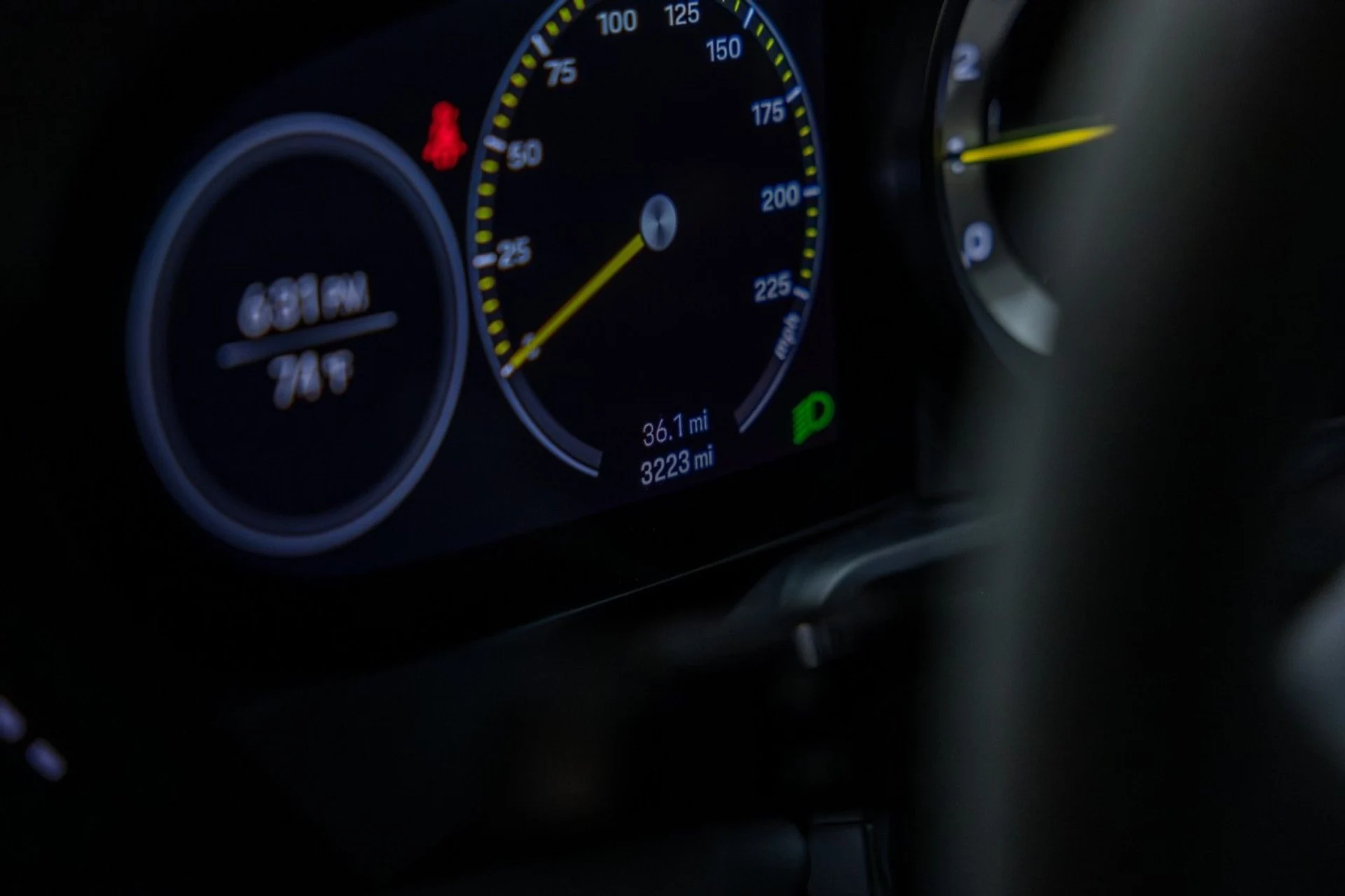 mph048_1189229982_Tw_70f9040d75