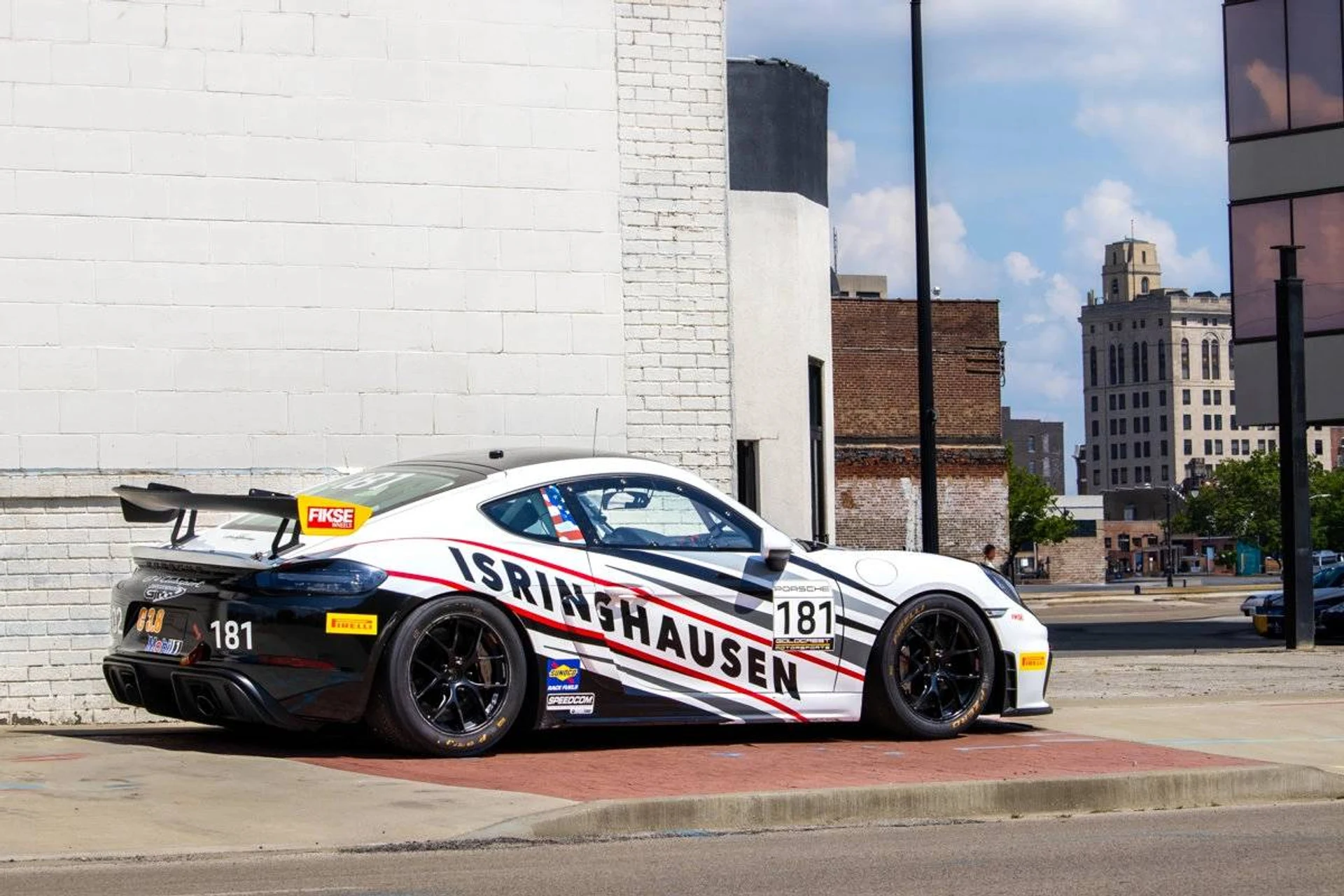 mph048_1192790330_1280_0fddf5d06a