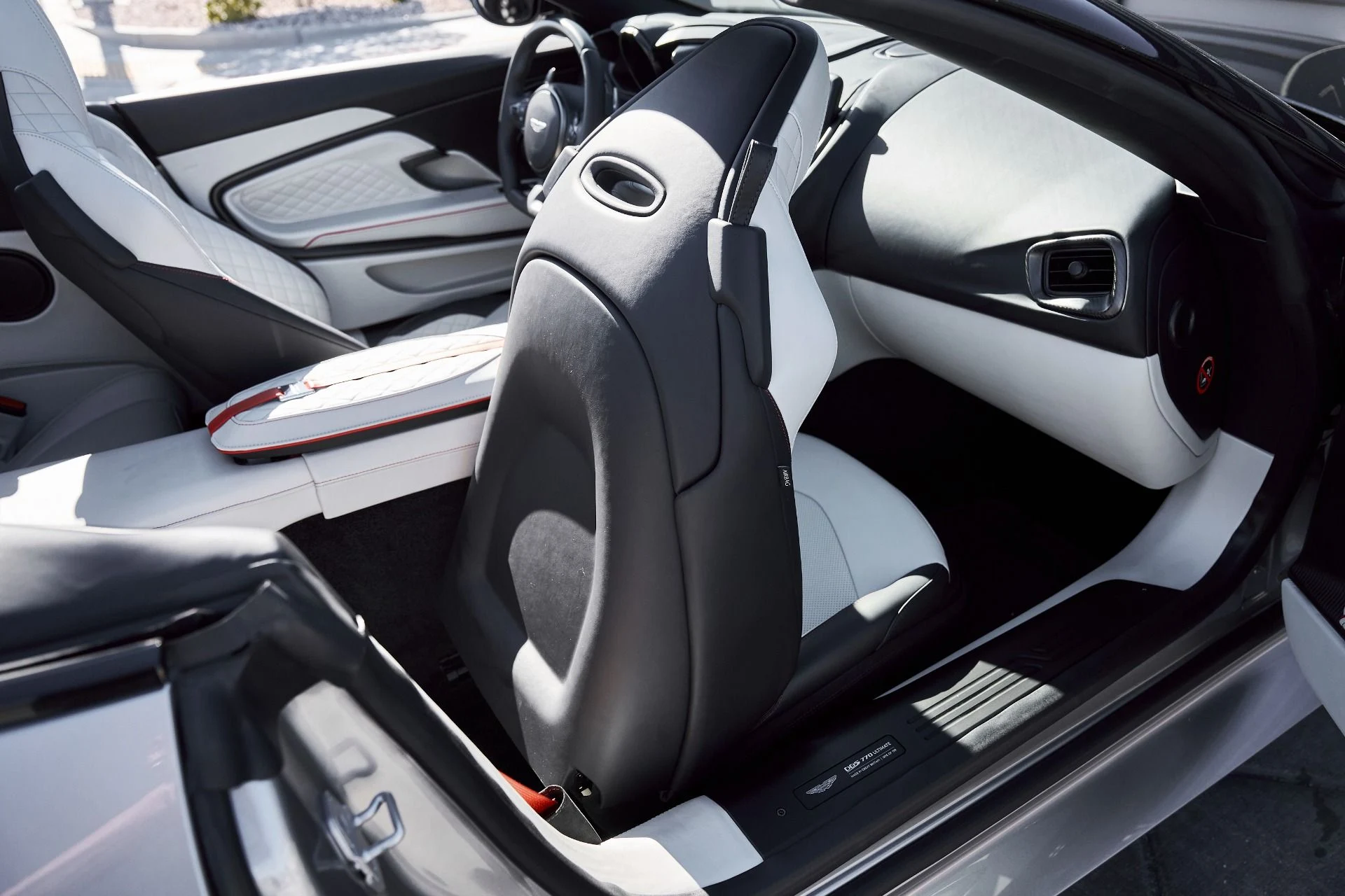 mph048_1203727911_Used_2023_Aston_Martin_DBS_Volante_1768876994_74d09d3fe9