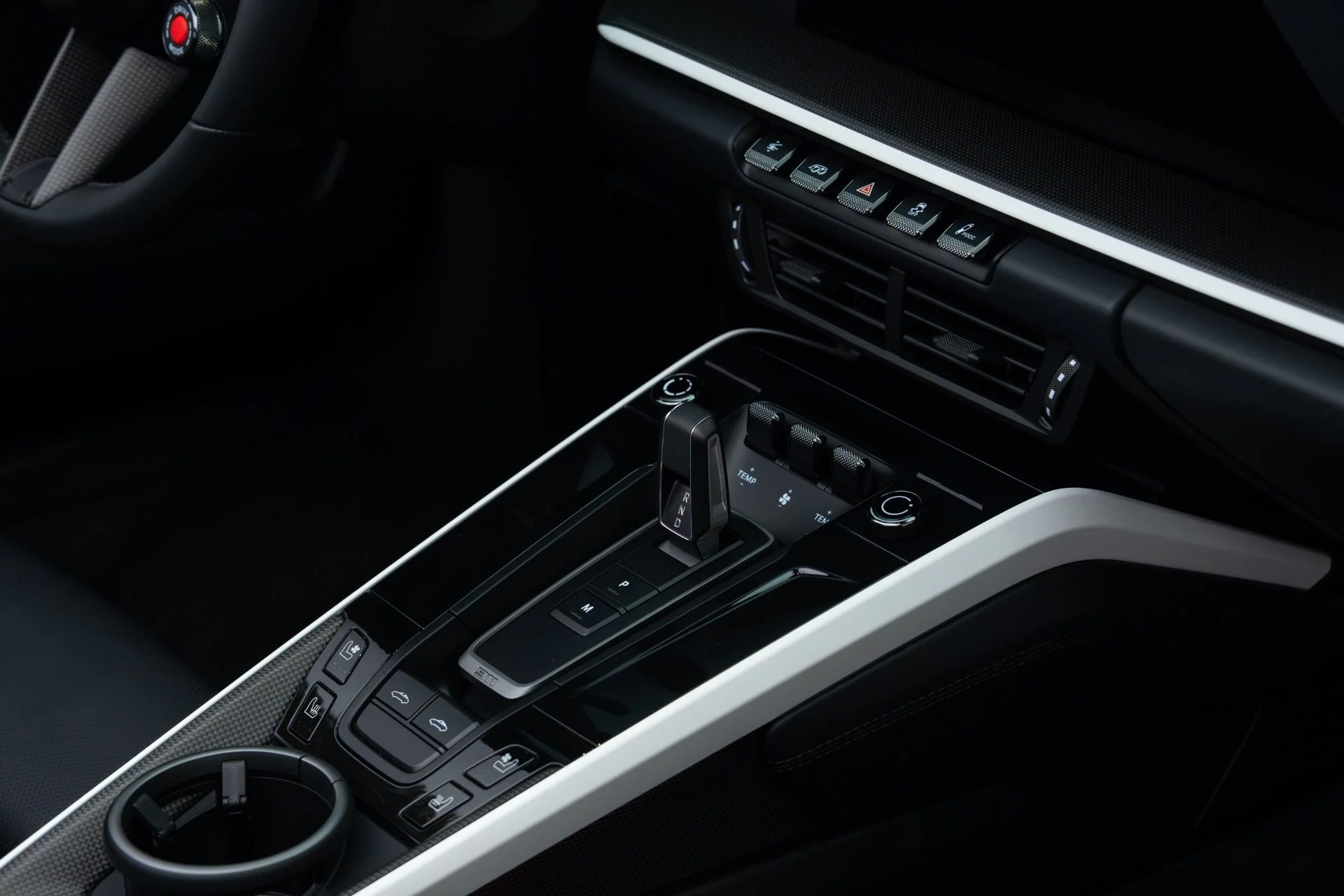 mph048_1207436302_Used_2025_Porsche_911_Targa_4_GTS_1769107430_cc96c87030