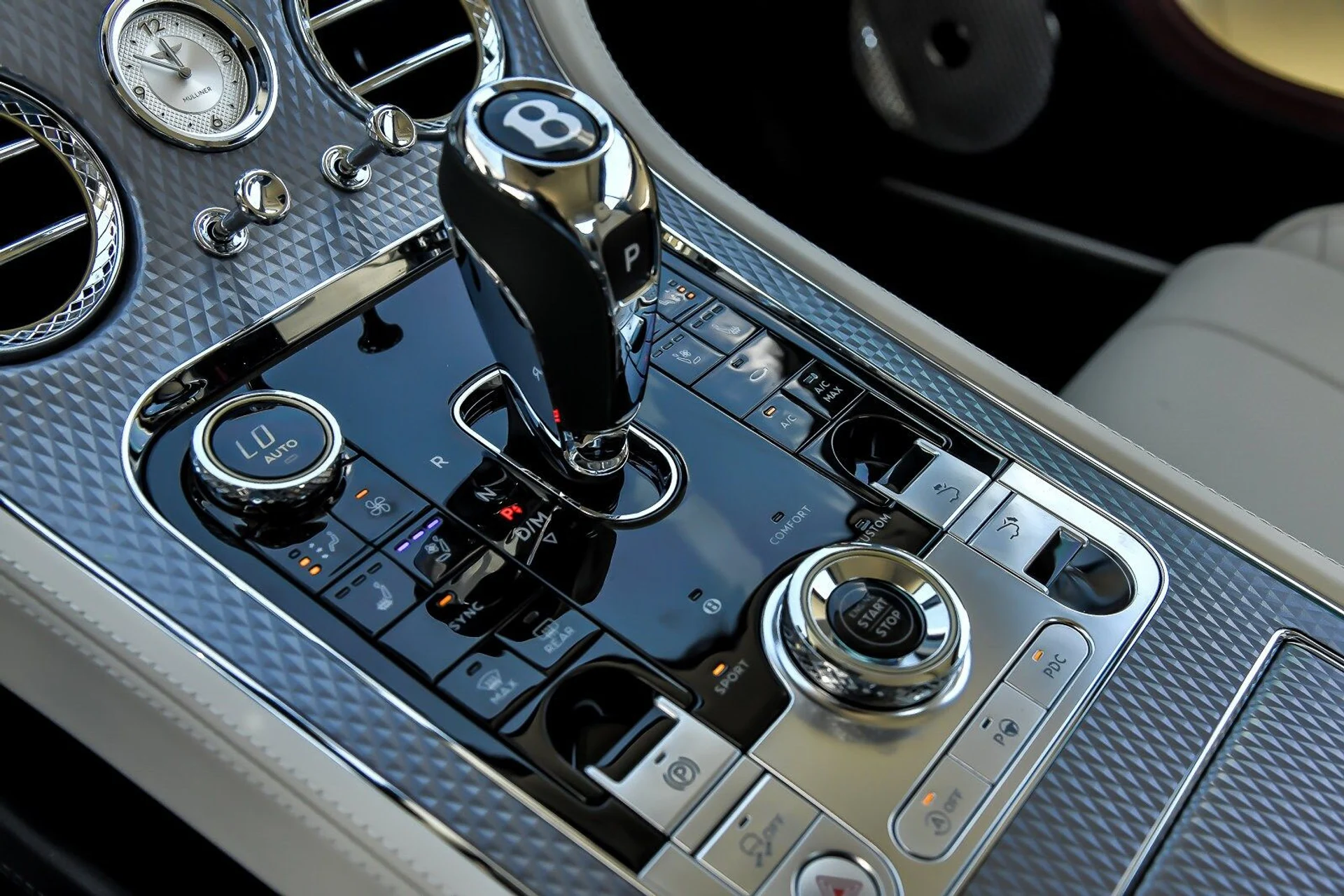 mph048_1209710810_c2fd6549c06651f996452495149576a0x_ee35a8e422