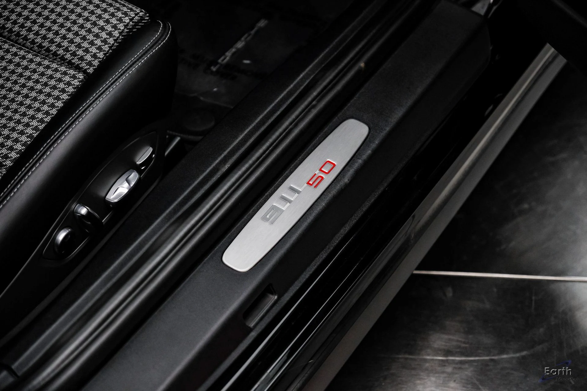 mph048_1211604174_851b2dd84f1448c029f4fed4066cc4b5x_75004d8761