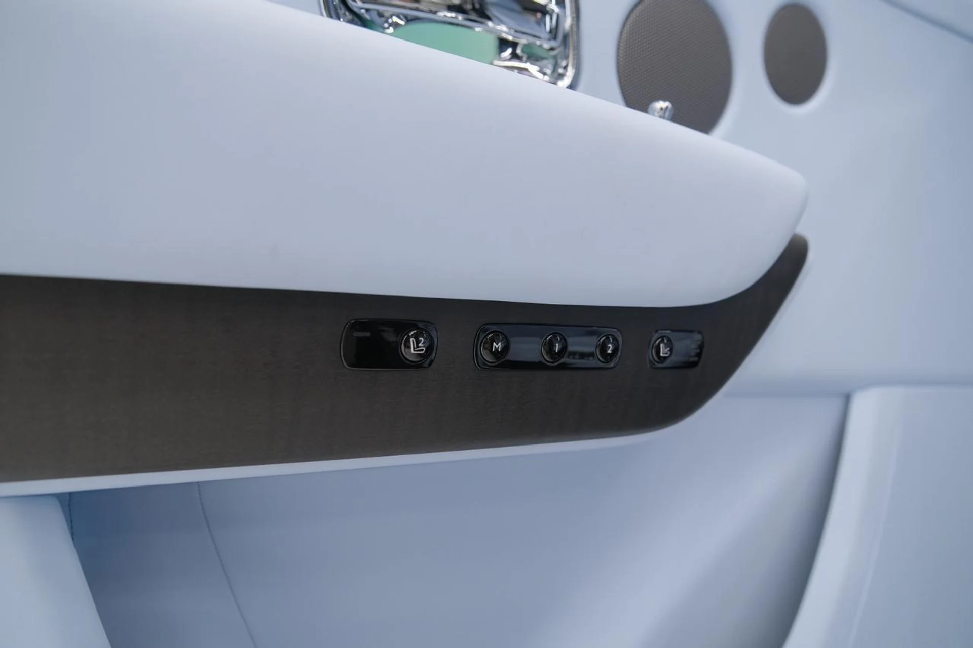 mph048_123385731_c99c960bcdc29eb6ddd9a75d6d4aed53_9785164626