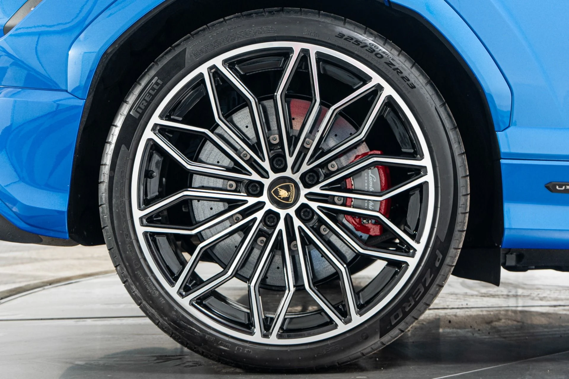 mph048_123439478_Used_2025_Lamborghini_Urus_SE_Bang_and_Olufsen_Audio_Two_Tone_Interior_789_Horsepower_1773150487_d7f33179de