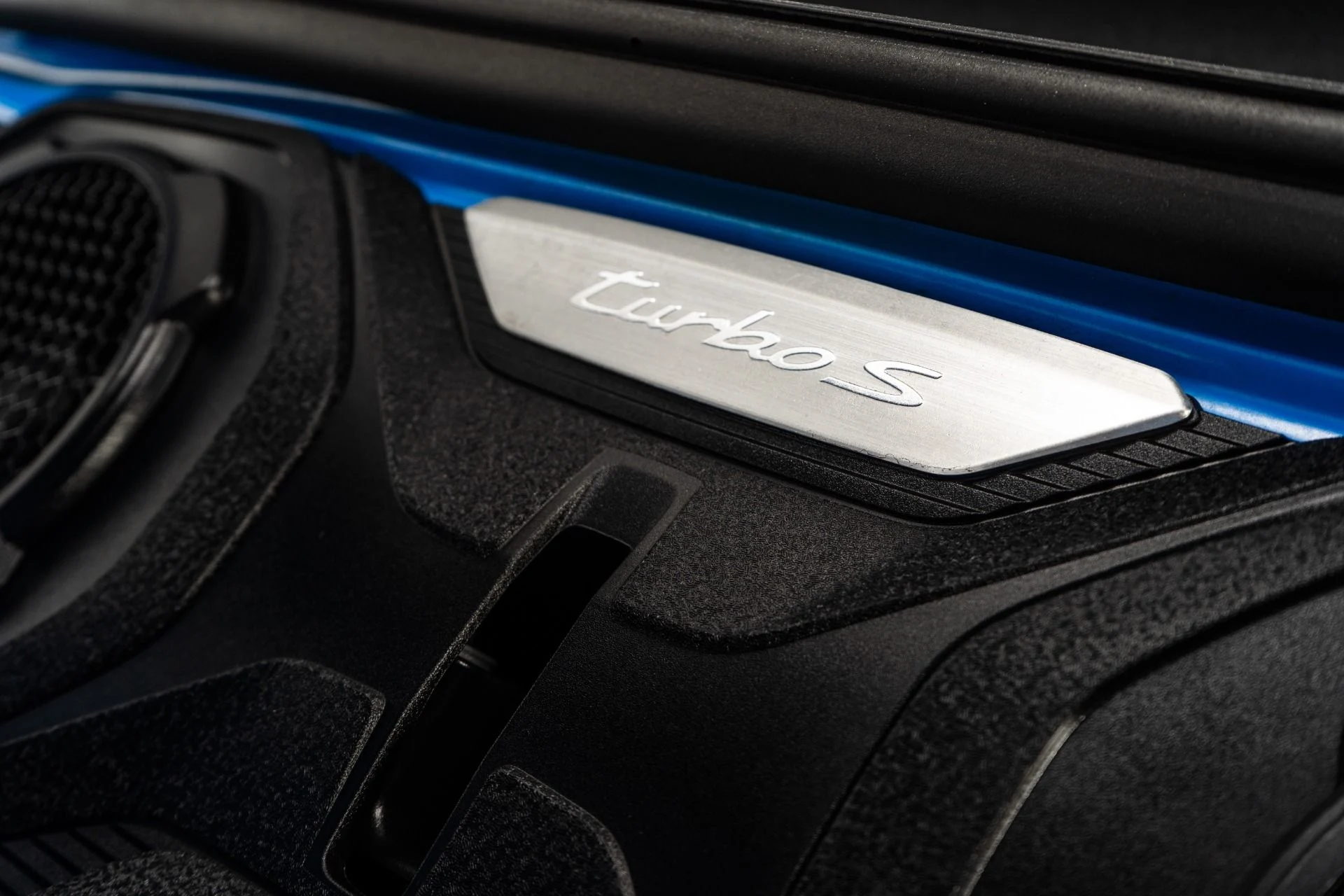 mph048_1241365384_Used_2022_Porsche_911_Turbo_S_Cabriolet_Sport_Exhaust_Vossen_Wheels_PASM_Suspension_1761251229_9a2b1e640f