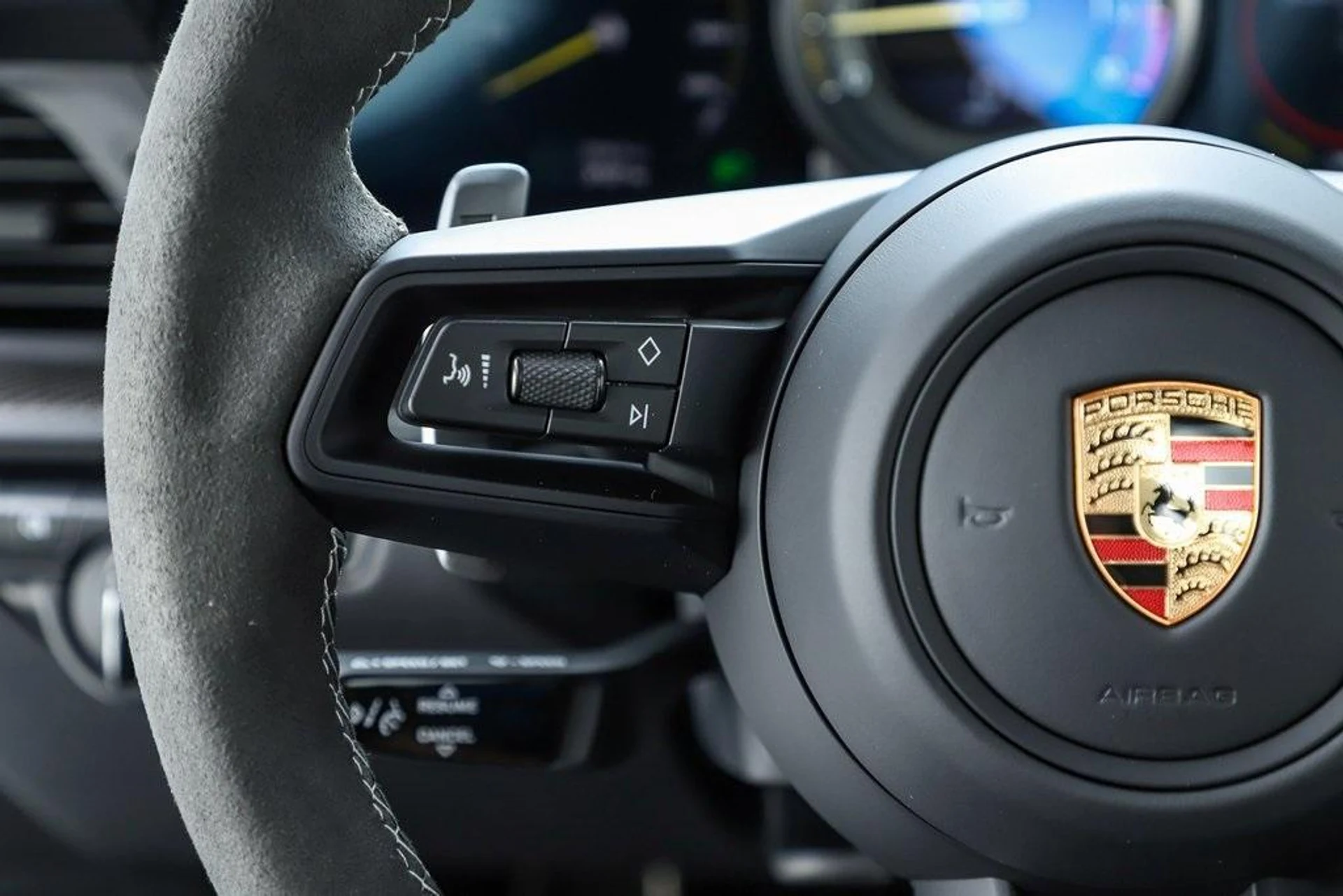 mph048_126202634_72_G_Nhsv_M_Lye_X_Uop0_SBXS_1_T6_Pu_EQ_91792f1108