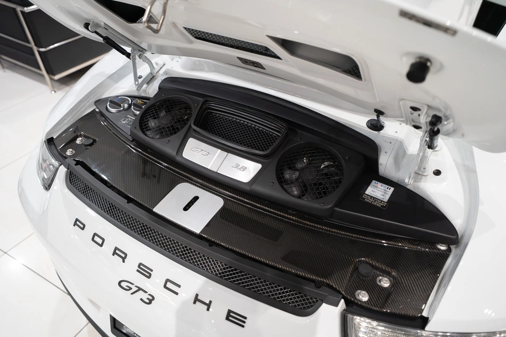 mph048_1270037426_13450_p49_l_d90aec9191