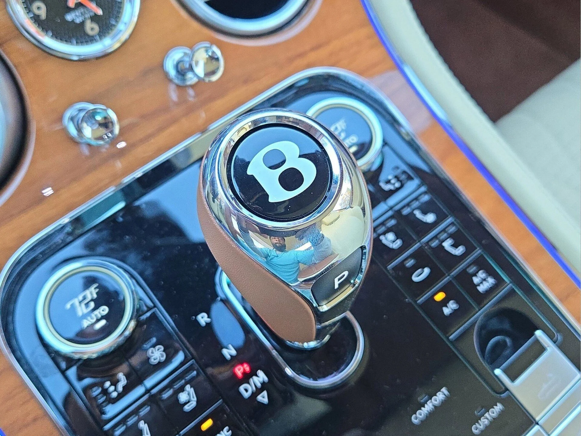 mph048_1294317023_e93c4967ea60c9249d871841515f9475x_3b8ecadf59