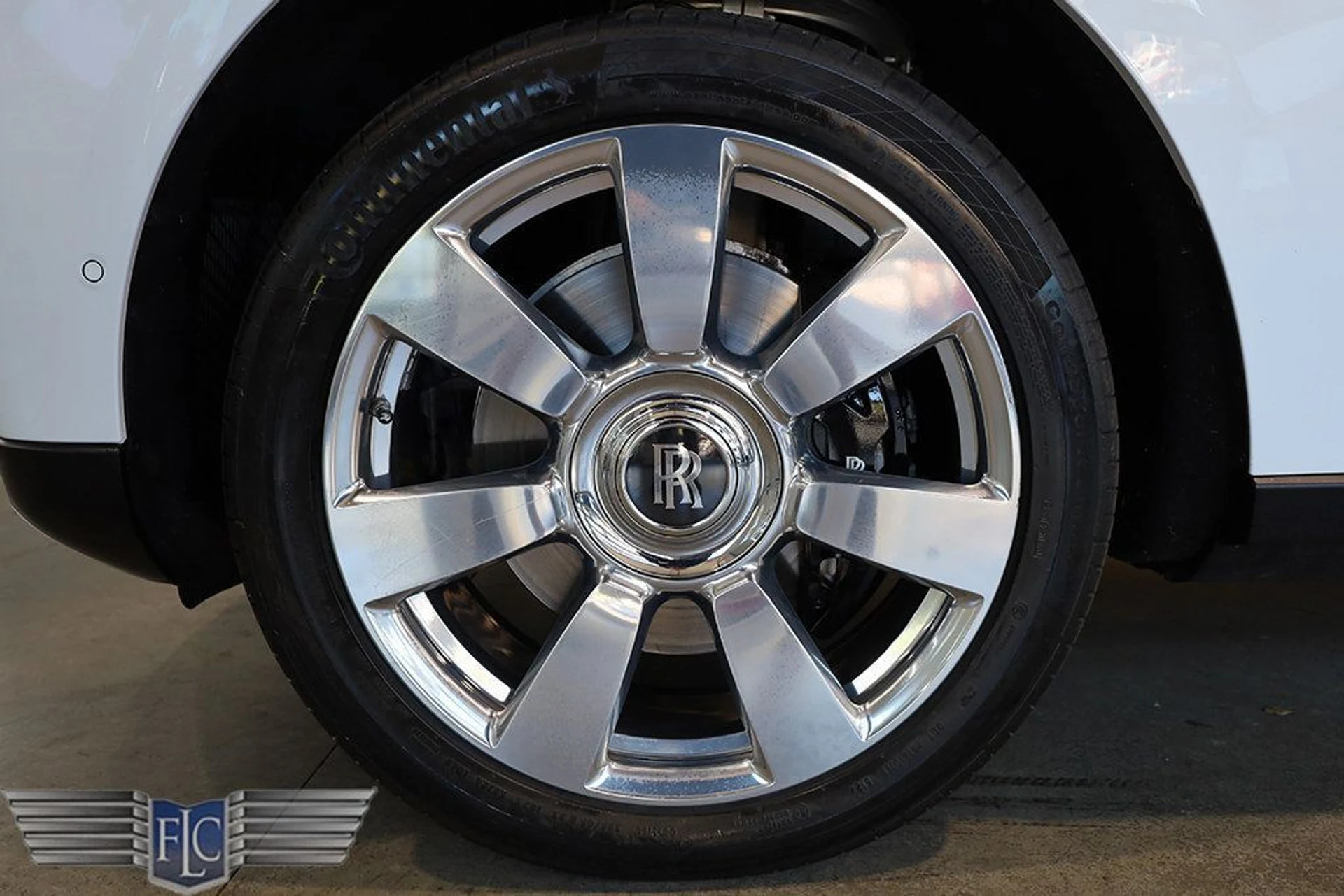 mph048_1310435710_used_2021_rolls_royce_cullinan_sportutility_9689_22989825_49_1024_95ec944c65