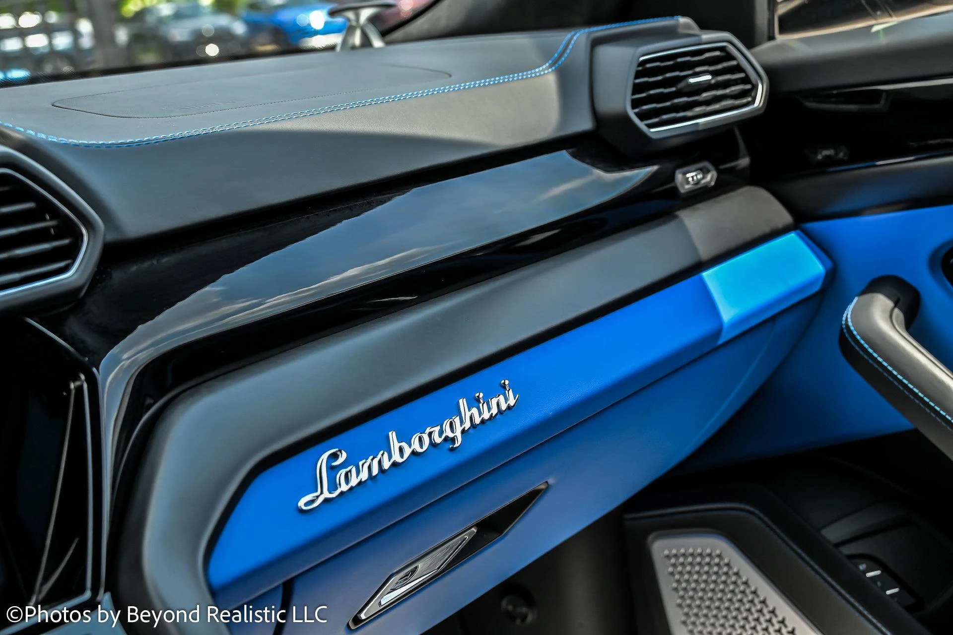 mph048_1327535286_Used_2022_Lamborghini_Urus_1754726515_21b5939b30