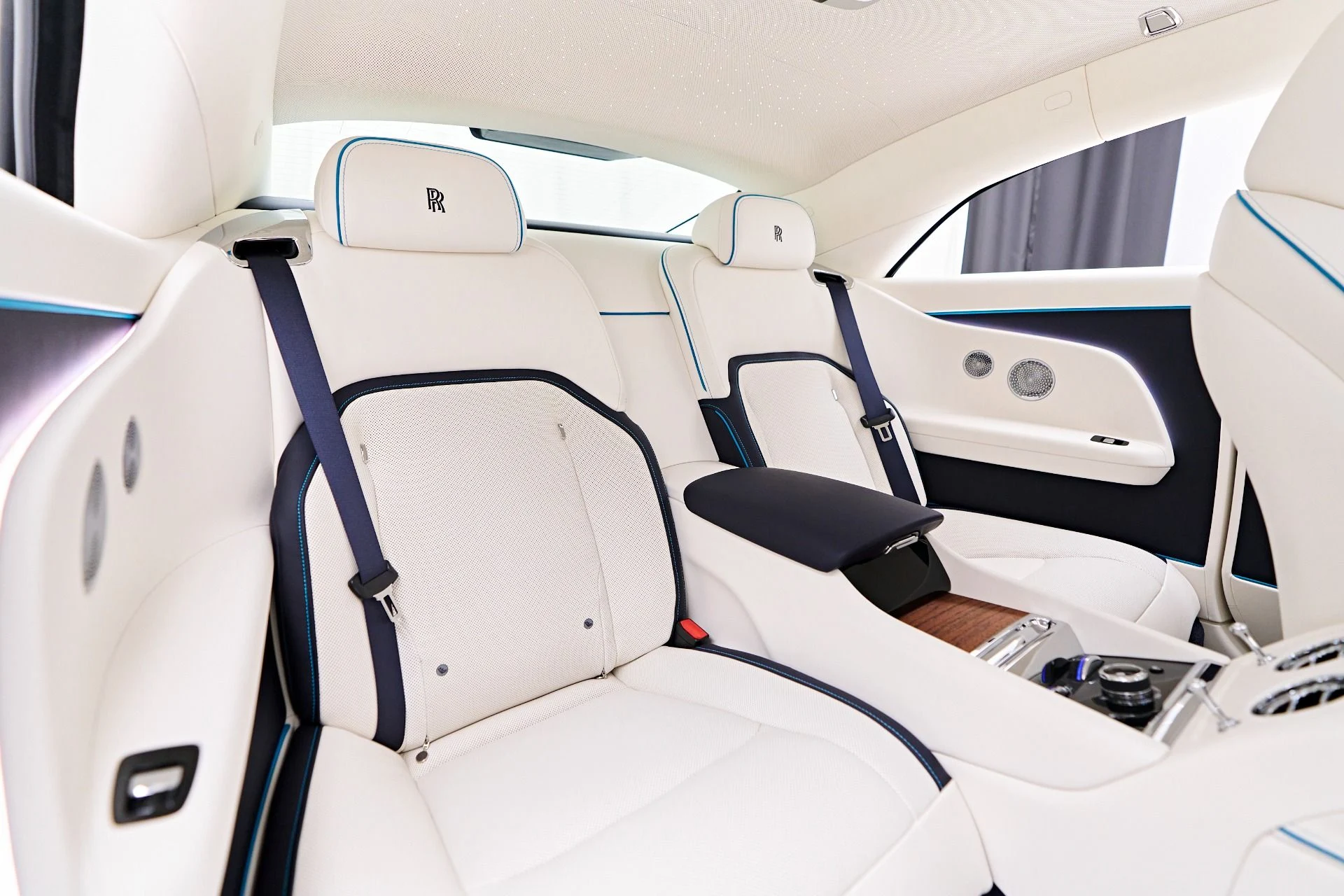 mph048_1328333184_Used_2024_Rolls_Royce_Spectre_1754099622_58737c51c2
