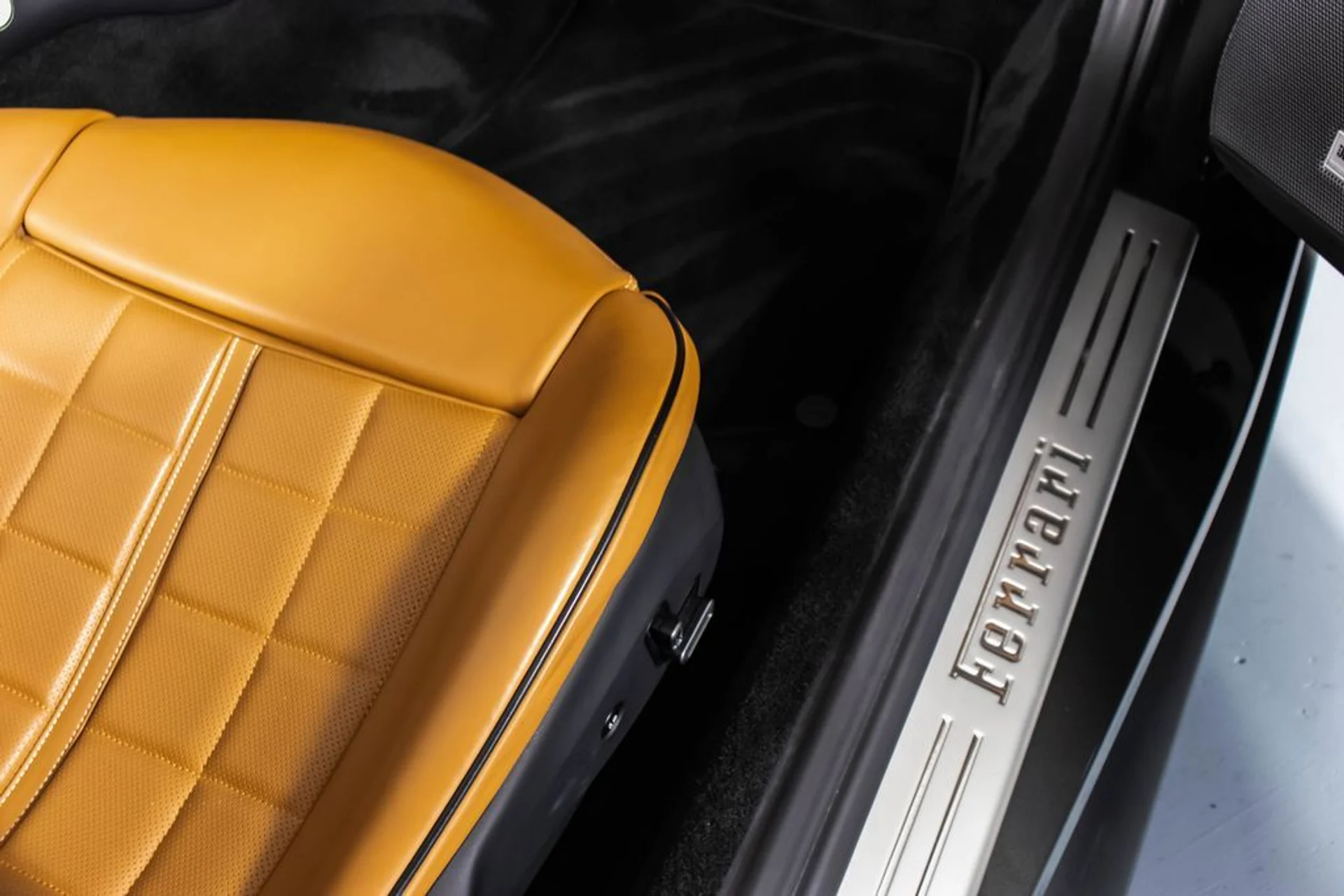 mph048_1335666286_2d6cb0ae7f6d388ffa9a19c1e0d2e6bbx_09ac617eff