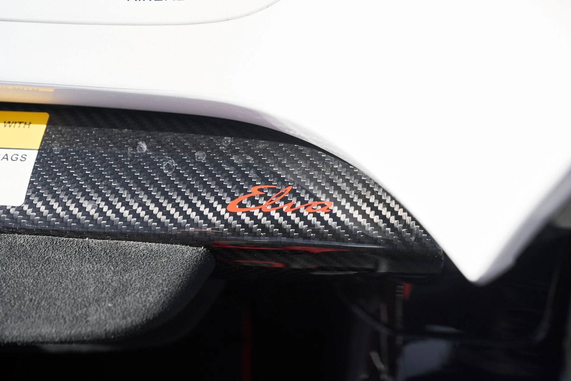 mph048_1343760423_Used_2021_Mc_Laren_Elva_1762815340_d704f62465