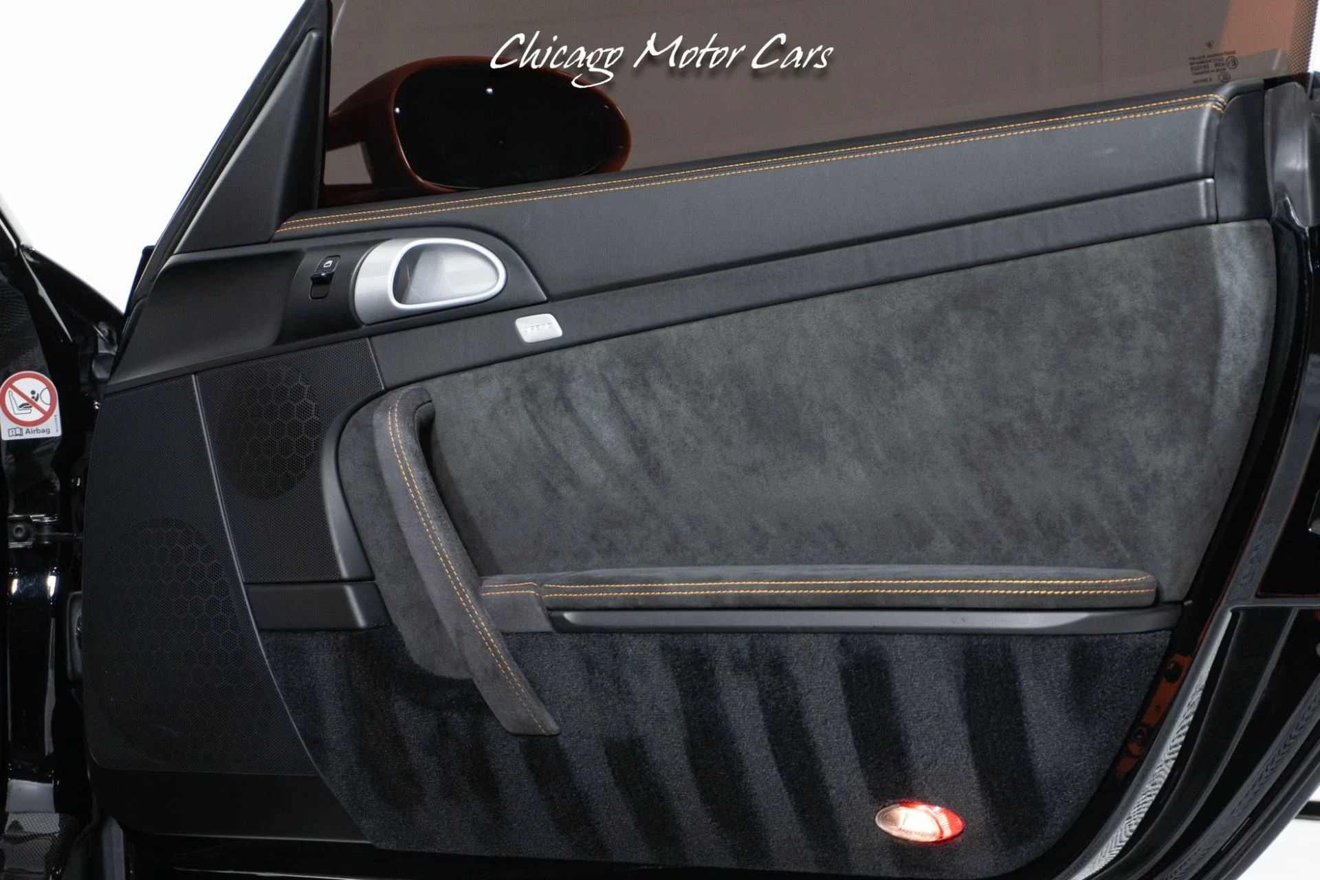 mph048_1384702472_13459_p49_l_0d4205c8fc