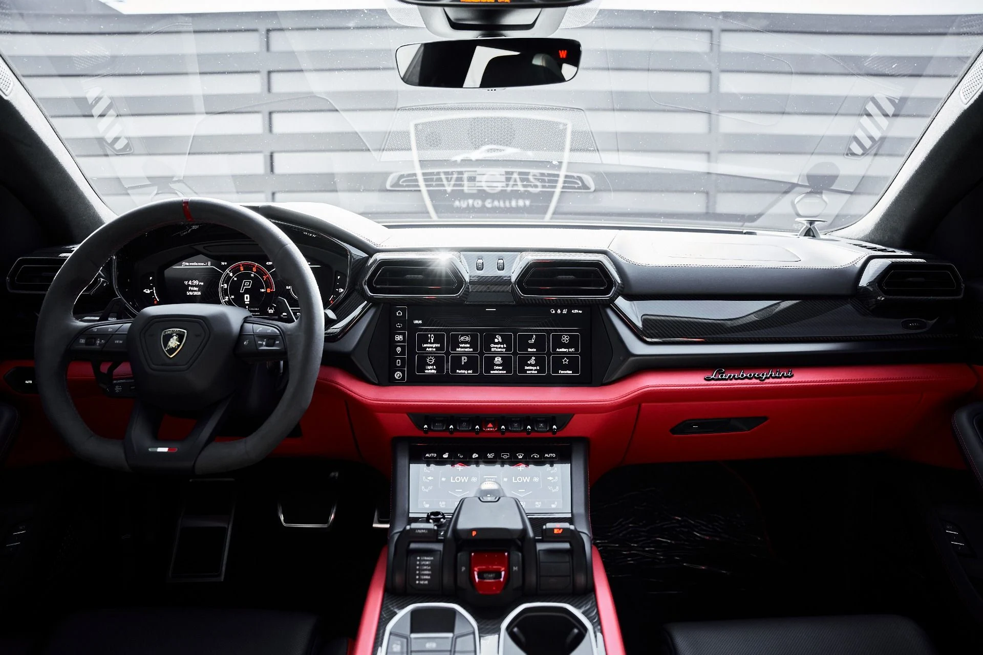 mph048_1386960604_Used_2025_Lamborghini_Urus_SE_1778289247_acc071f1b5