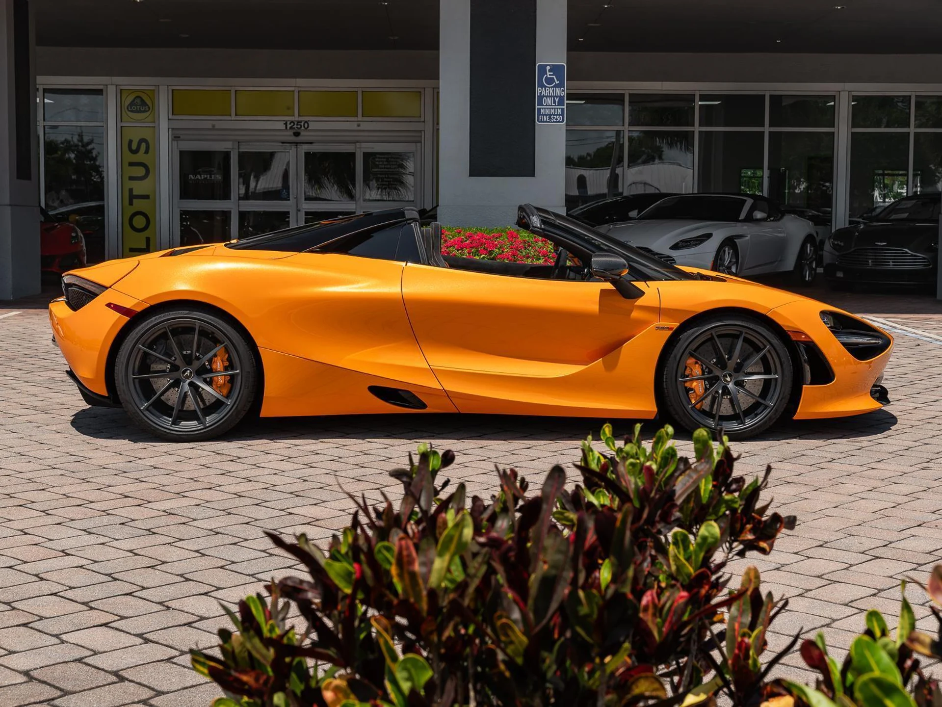 mph048_1394132470_Used_2022_Mc_Laren_720_S_Performance_1778364289_4bbdd20e01