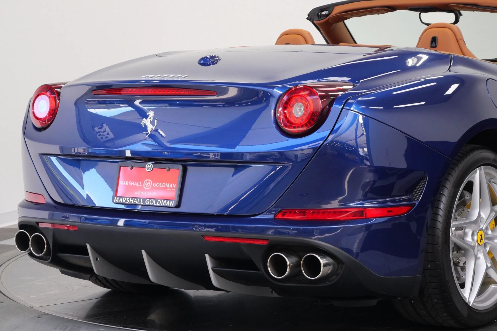 mph048_1442171698_Used_2017_Ferrari_California_T_553_Horsepower_Ventilated_Seats_Low_Miles_1780071789_cddc7bb44a
