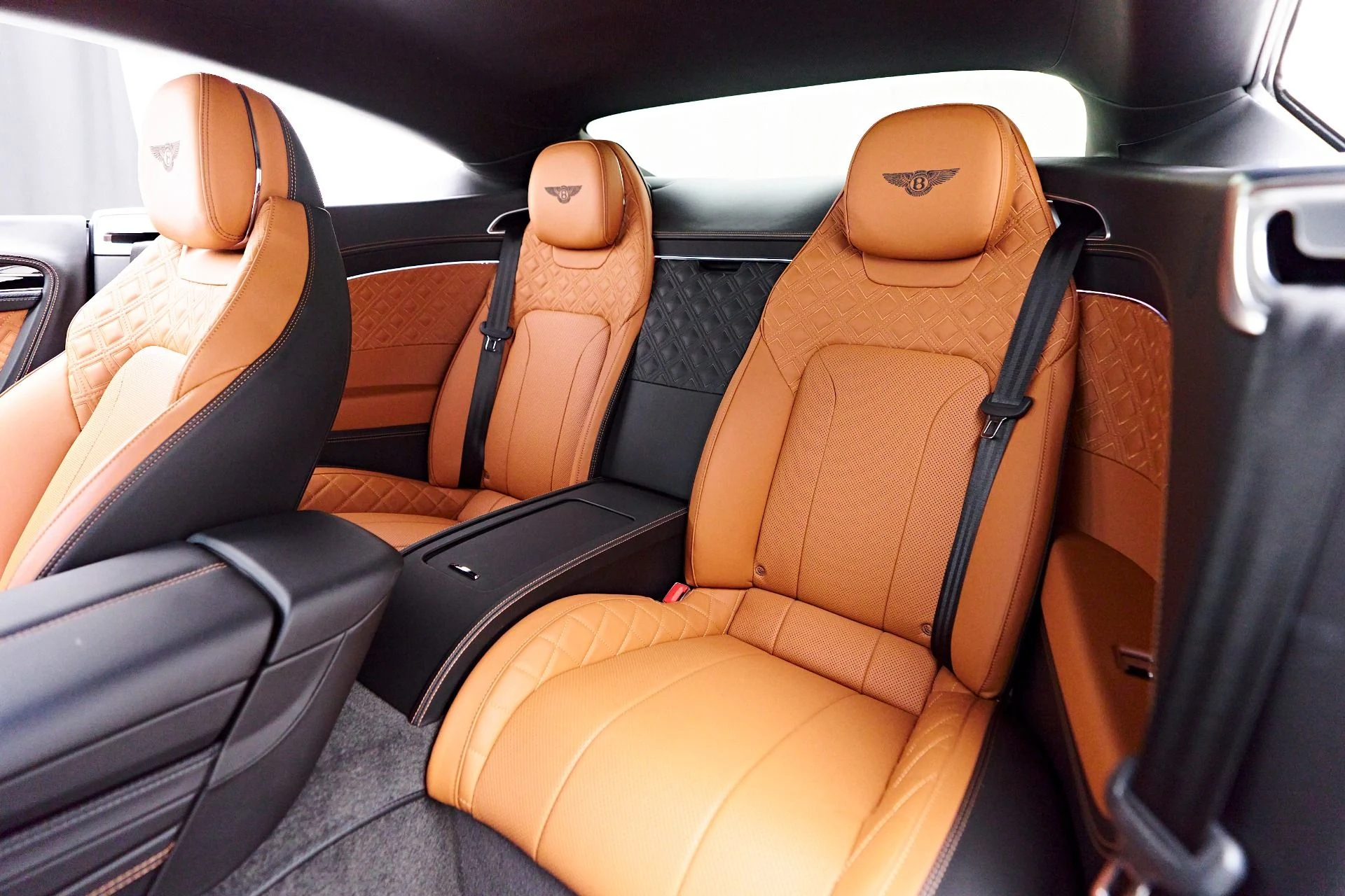 mph048_1451590361_Used_2020_Bentley_Continental_GT_1751074598_ab7ef982cb