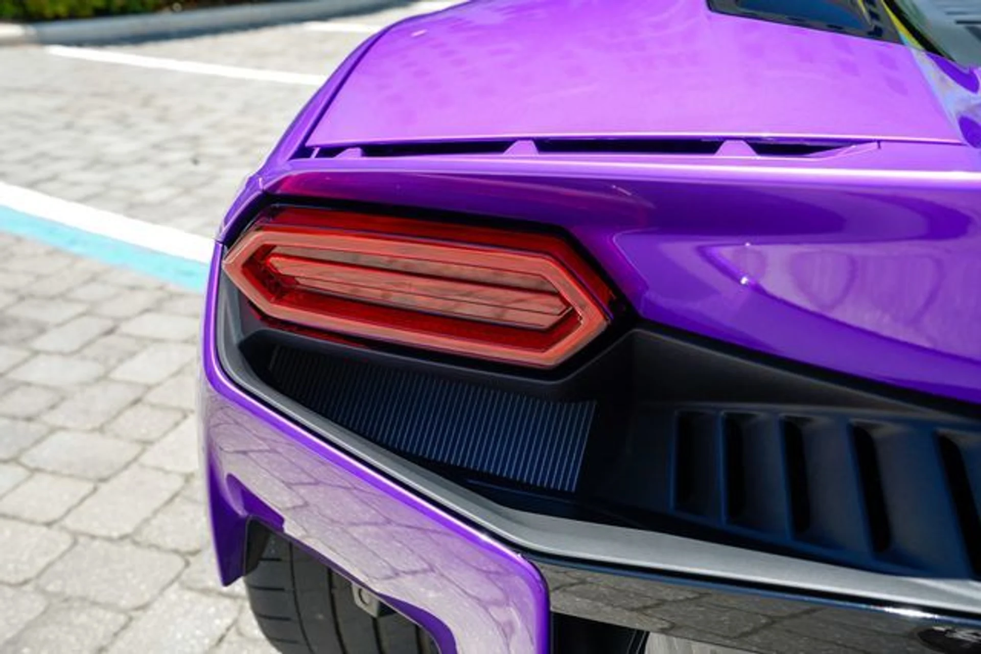 mph048_146074986_23014494_49_358b852129