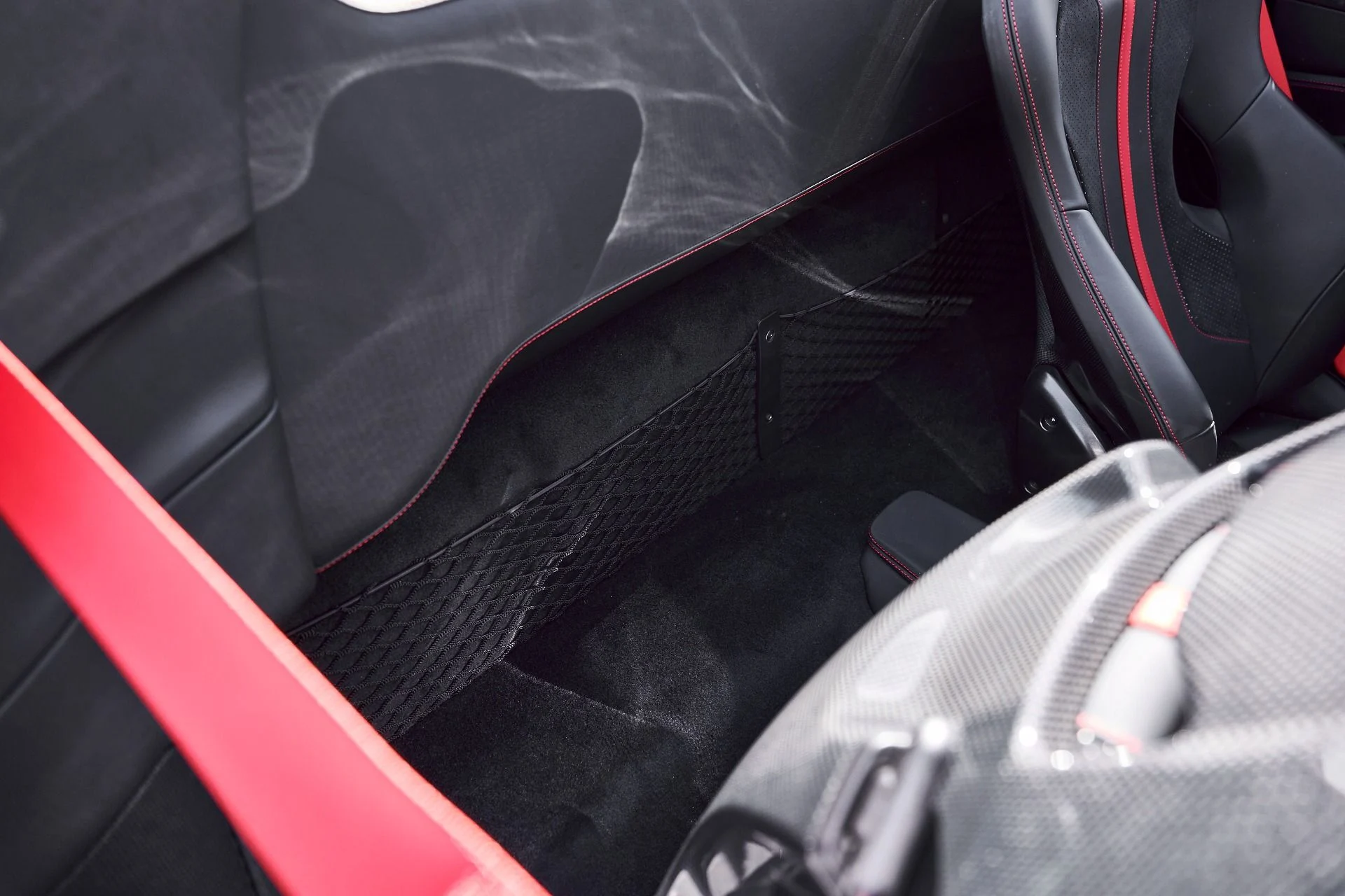 mph048_1510803487_Used_2022_Ferrari_F8_Spider_Base_1772506658_161fe3d2a6