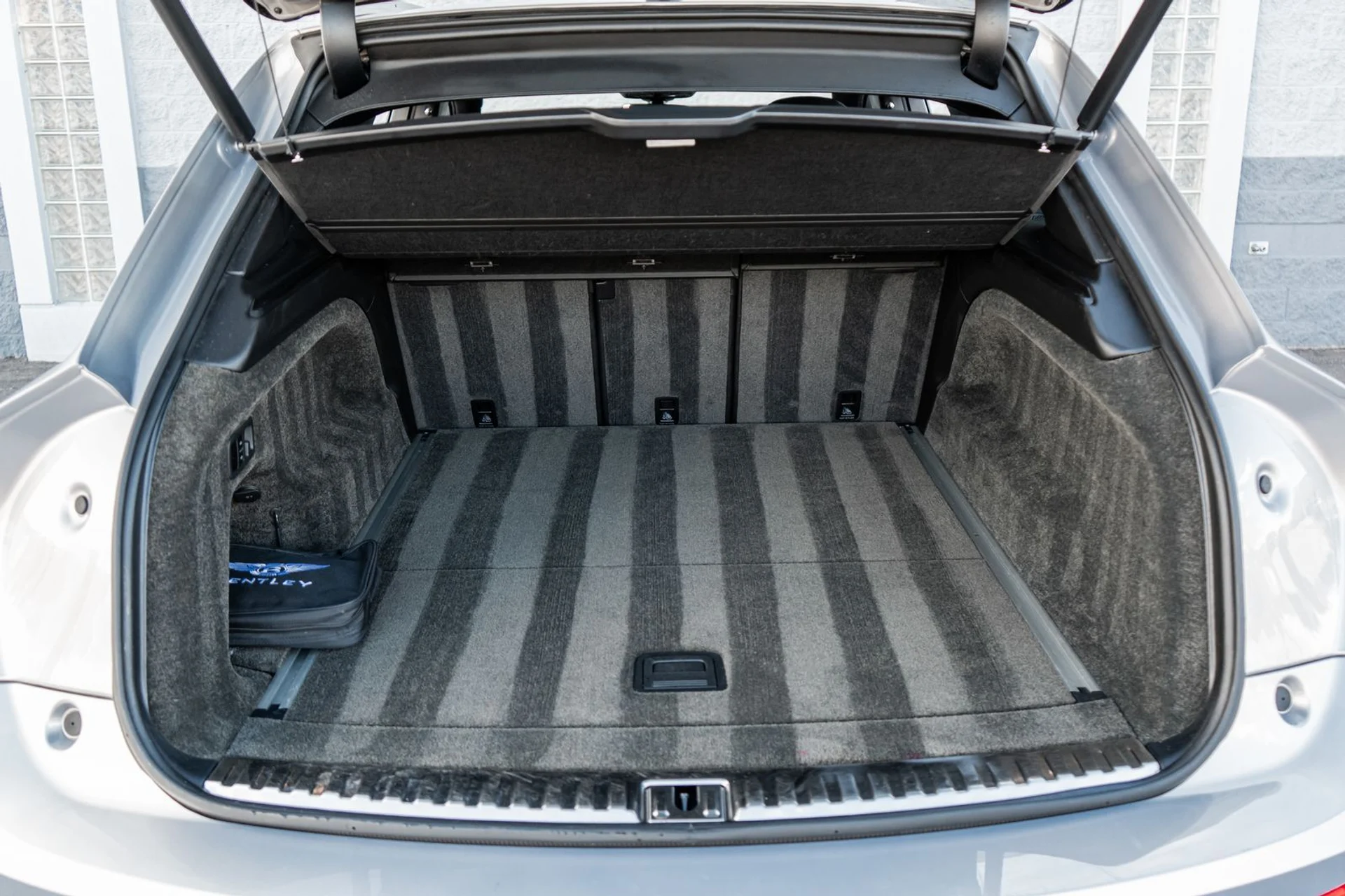 mph048_1538070001_ee26b725_c35e_4acb_9bca_d6142b1179e2_0865e71d91