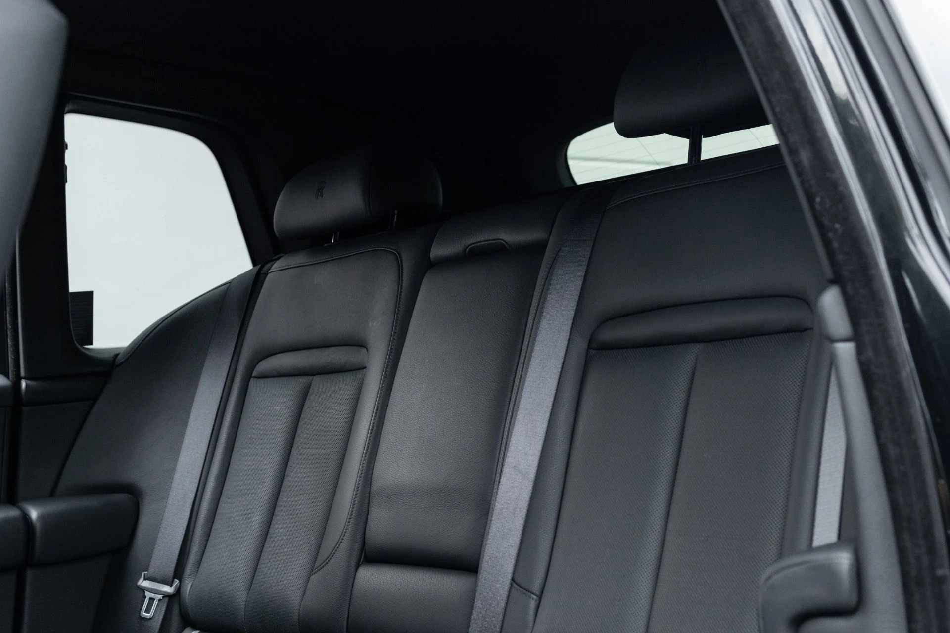 mph048_1548034575_Used_2020_Rolls_Royce_Cullinan_1775753700_91443a76e3