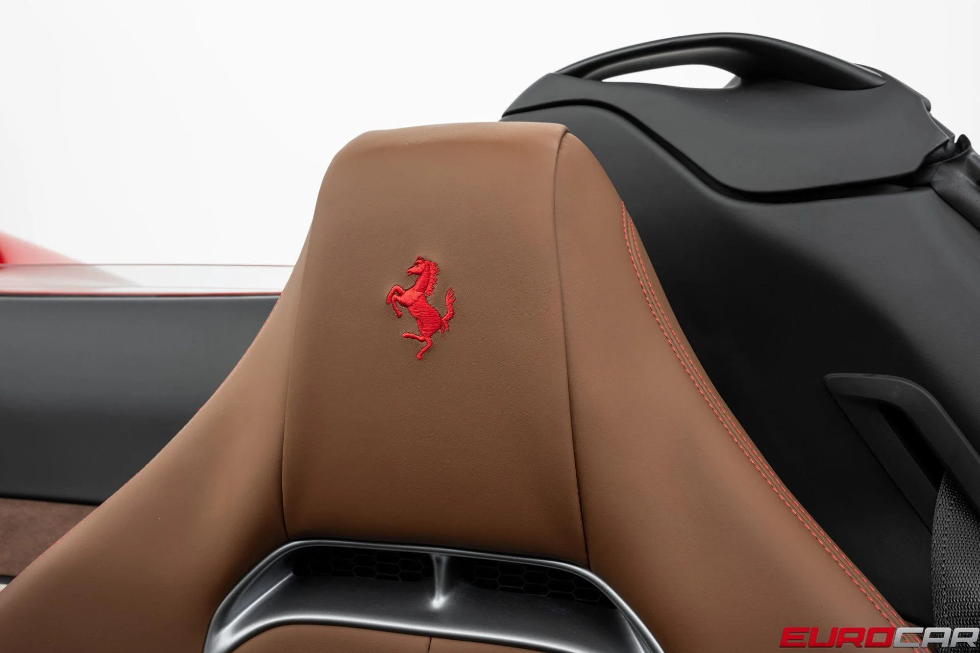 mph048_1556921407_732215a0_981b_4037_bb00_8d2545cb58f0_135f16c604