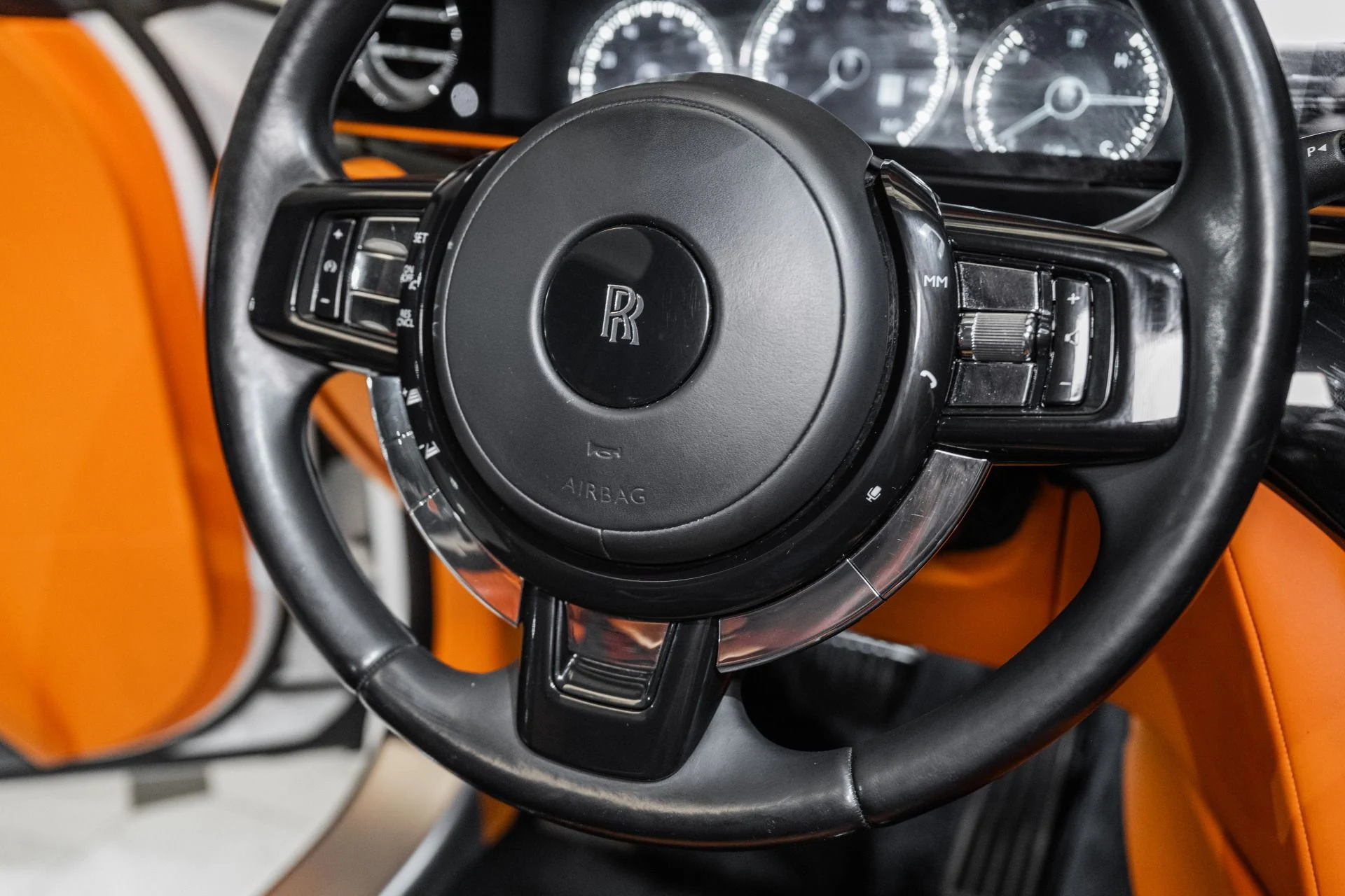 mph048_1565445206_Used_2021_Rolls_Royce_Ghost_1753979325_0a56a495fb