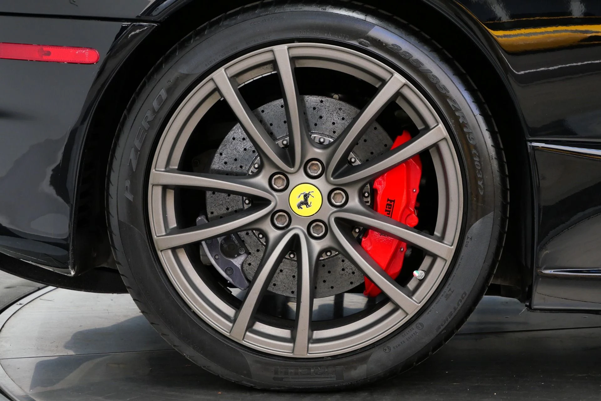 mph048_1589632140_Used_2009_Ferrari_F430_Scuderia_Spider_16_M_1_of_499_Built_Rare_Tricolore_Livery_1788882638_929f9d1993