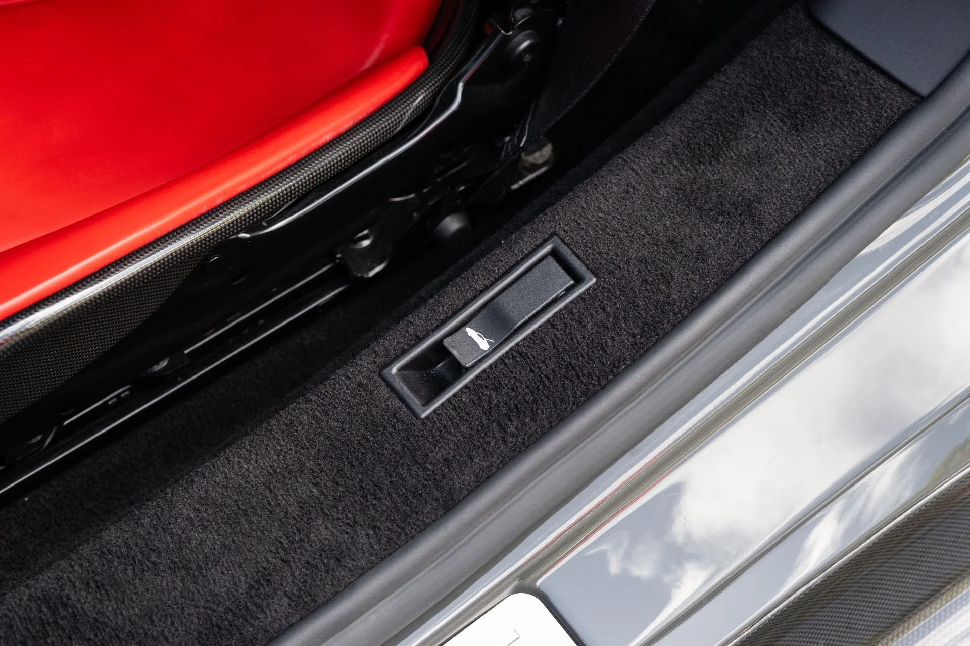 mph048_1591824865_Used_2022_Ferrari_SF_90_Stradale_1772648801_f2baa839c2