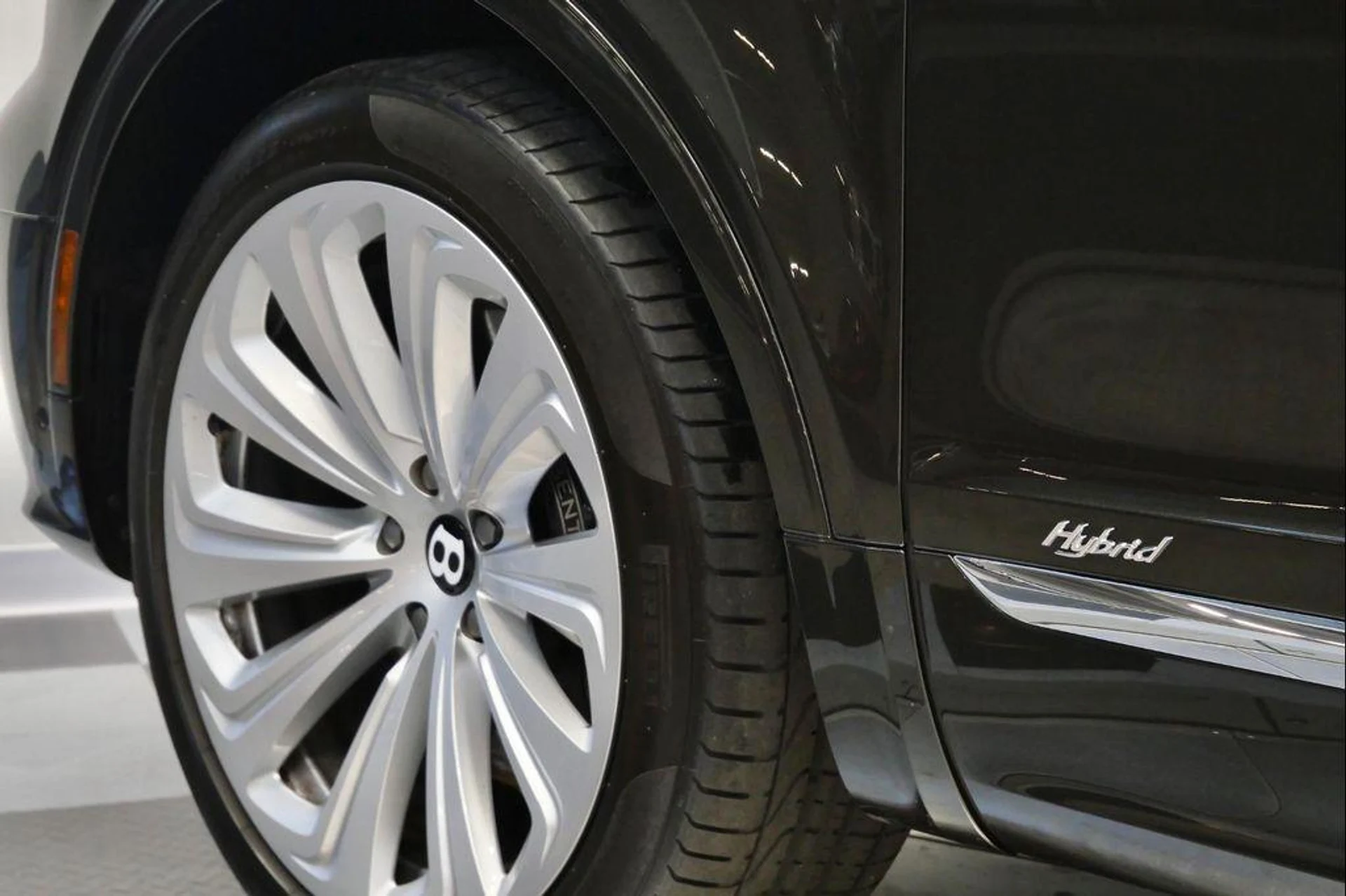 mph048_1617983604_Vt_UN_Iw6_J70oga8_XY_Rs_AUF_0b_E_Eg_abe05ba309