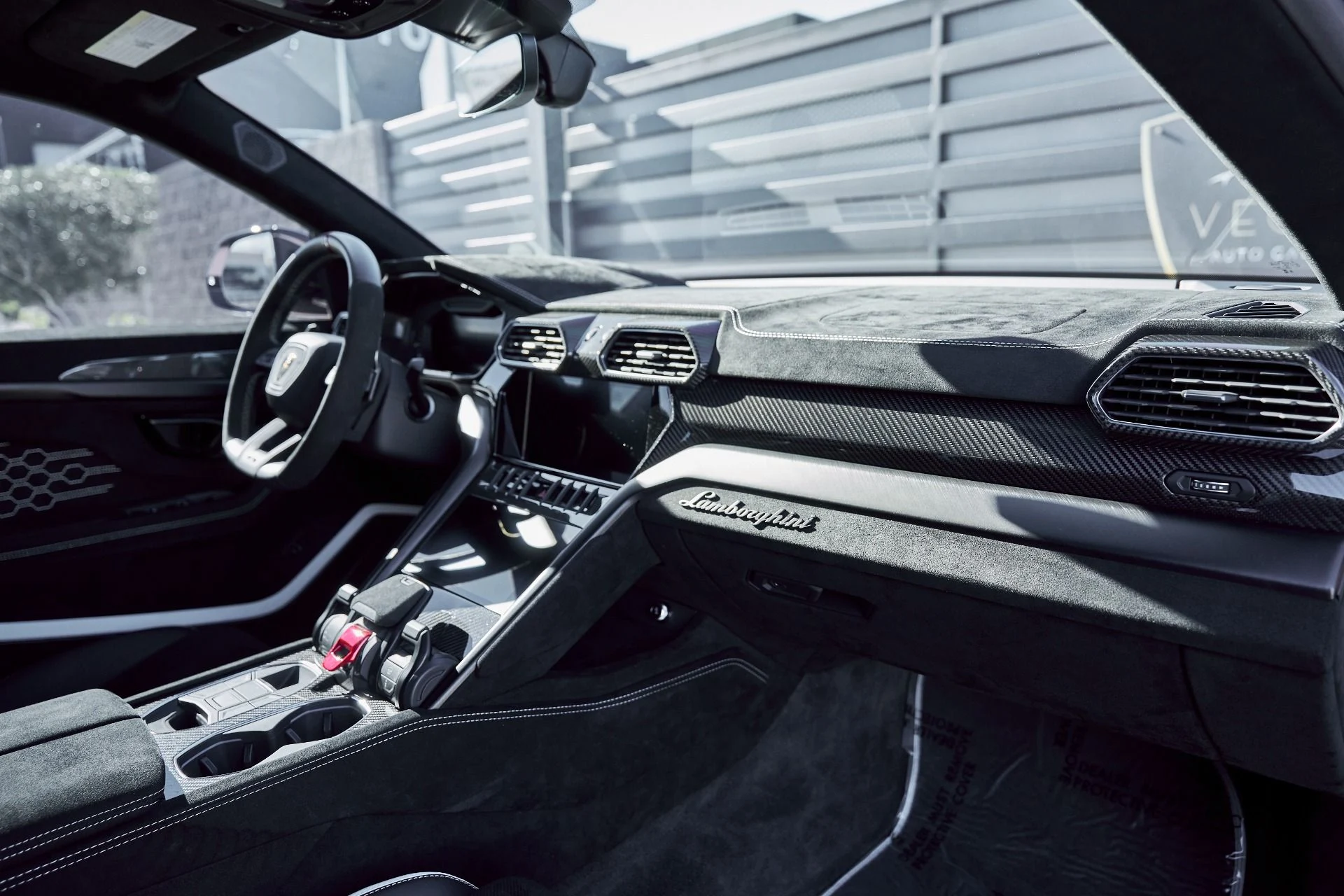 mph048_1643654050_Used_2024_Lamborghini_Urus_Performante_1767668010_3b30842f18