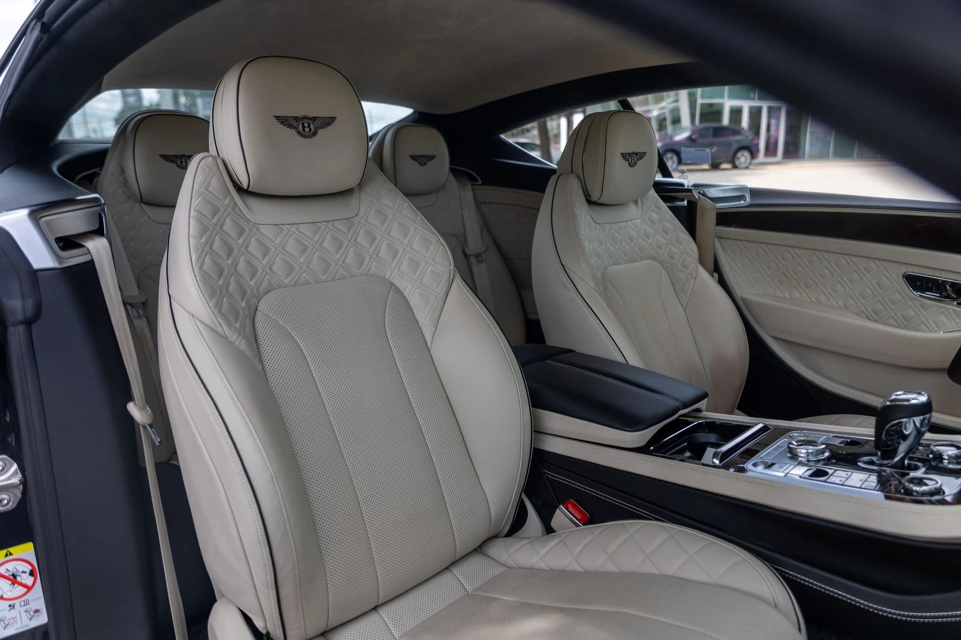 mph048_1649016262_Hi_Tech_Luxury_Imports_LLC_SCBCG_2_ZG_6_NC_090901_image_48_52ef0605cb